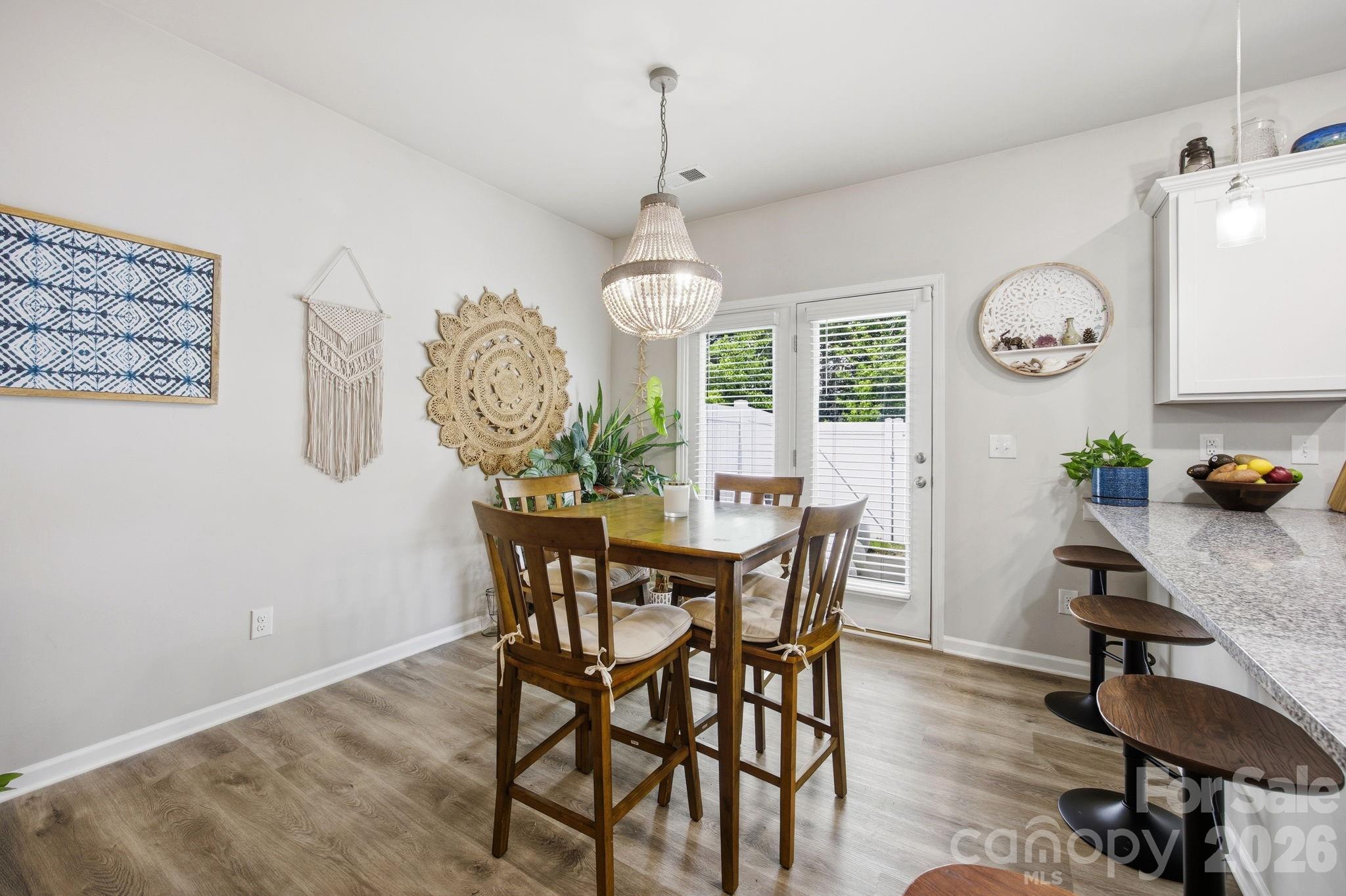 10041 Brittondale Lane — Charlotte