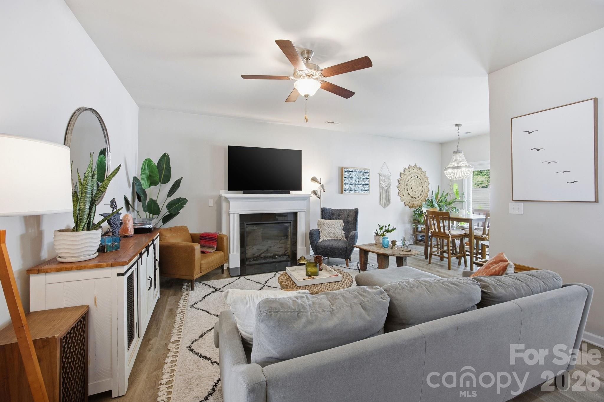 10041 Brittondale Lane — Charlotte