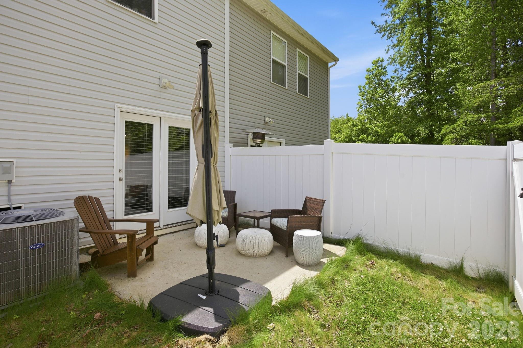 10041 Brittondale Lane — Charlotte