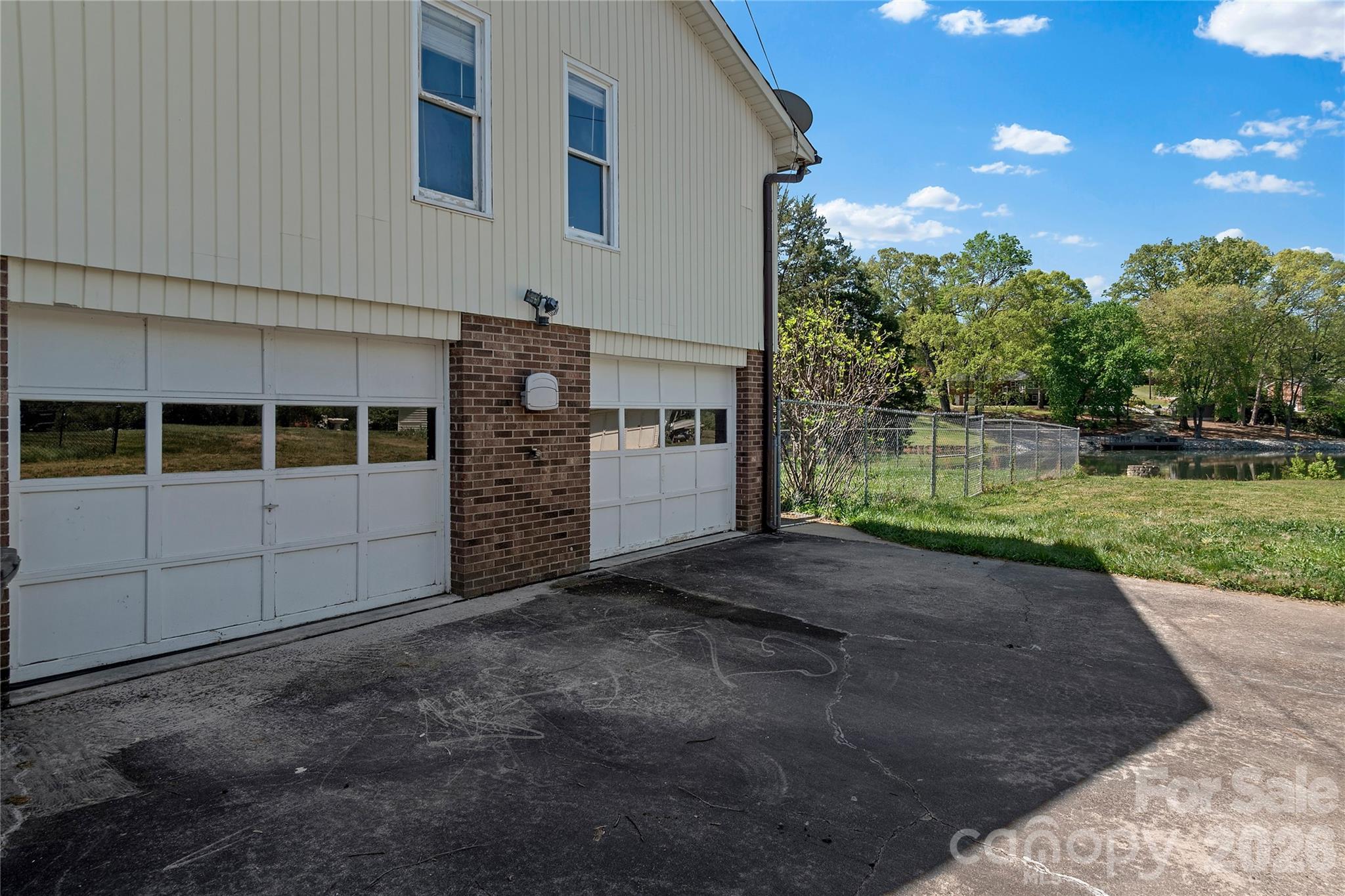 4062 Yarbrough Avenue — Winston Salem