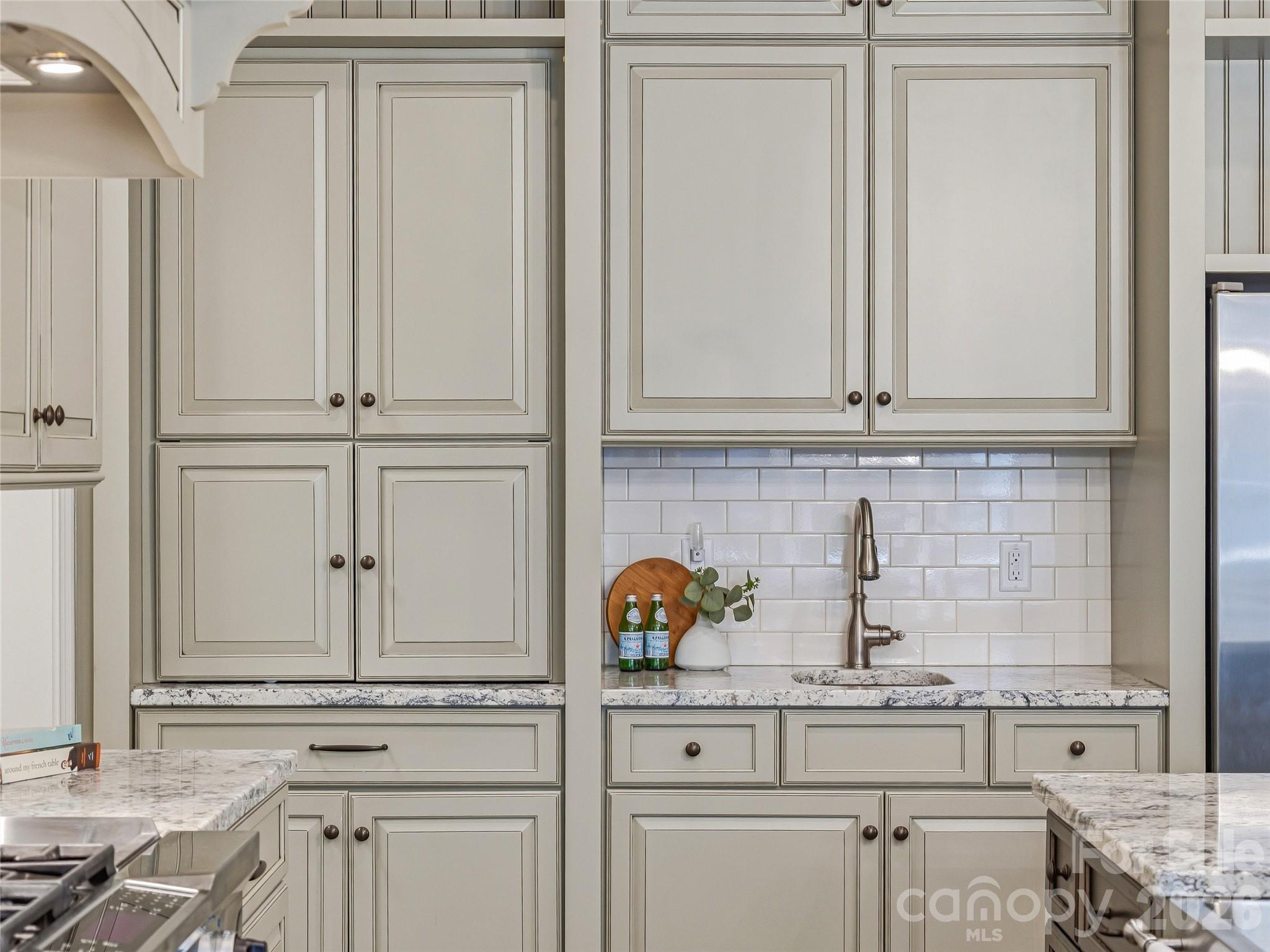 732 Streamside Drive — Arden
