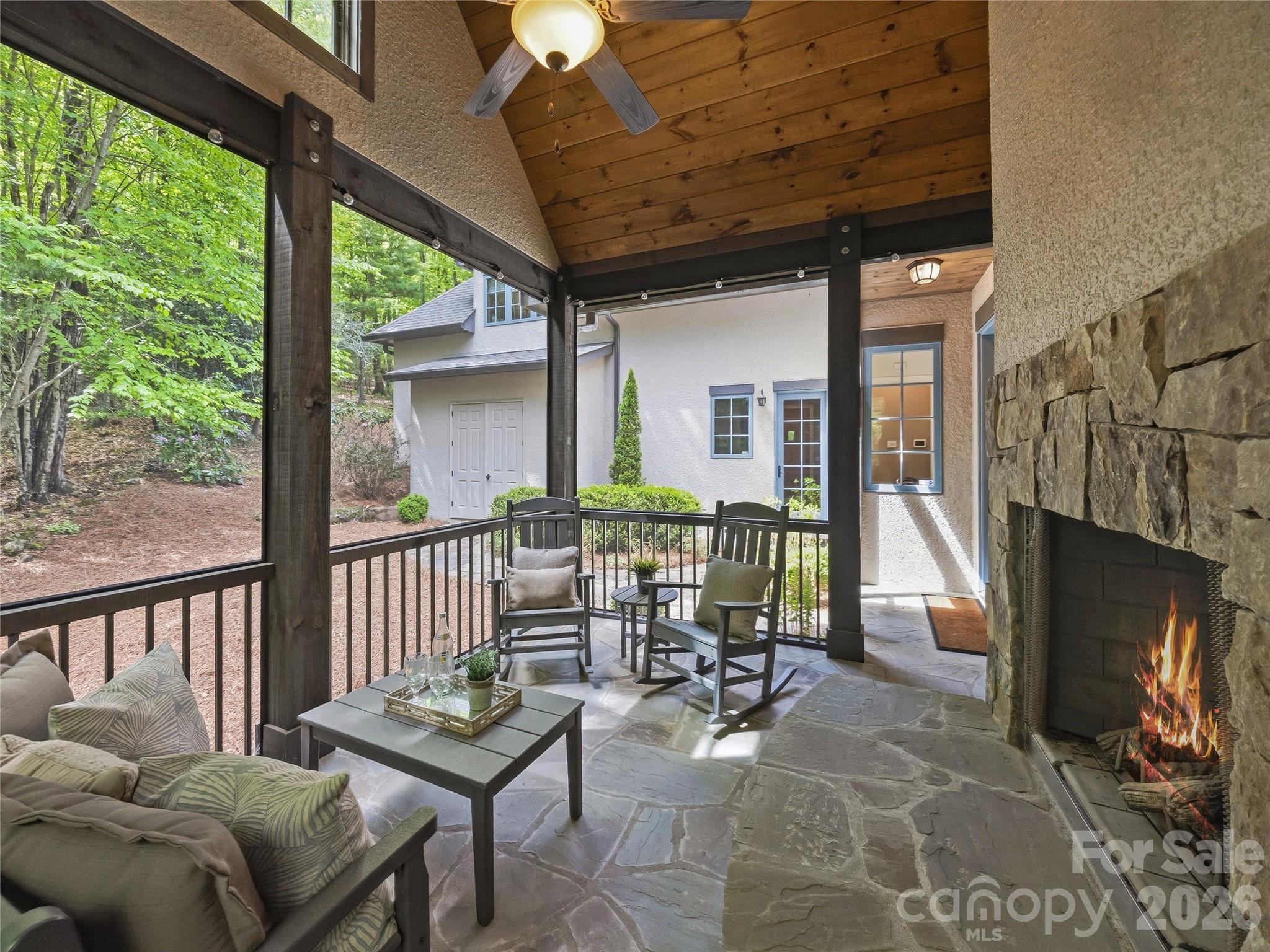 732 Streamside Drive — Arden