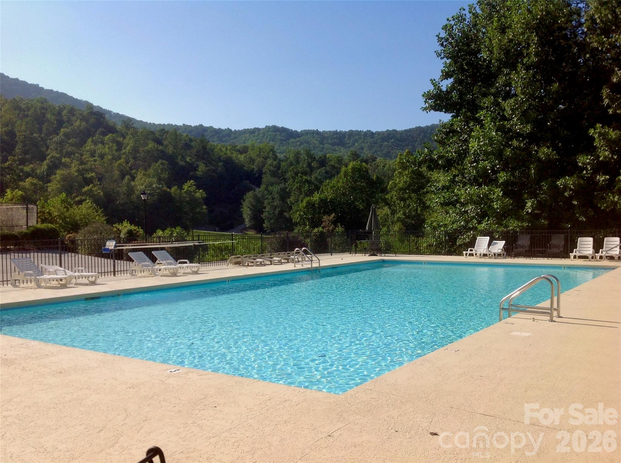 732 Streamside Drive — Arden