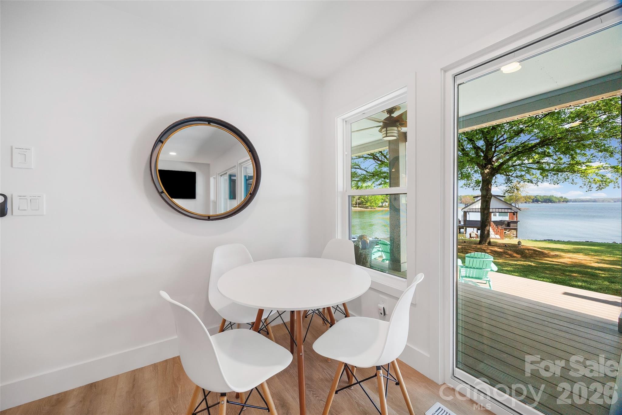5280 Masons Ferry Road — Clover