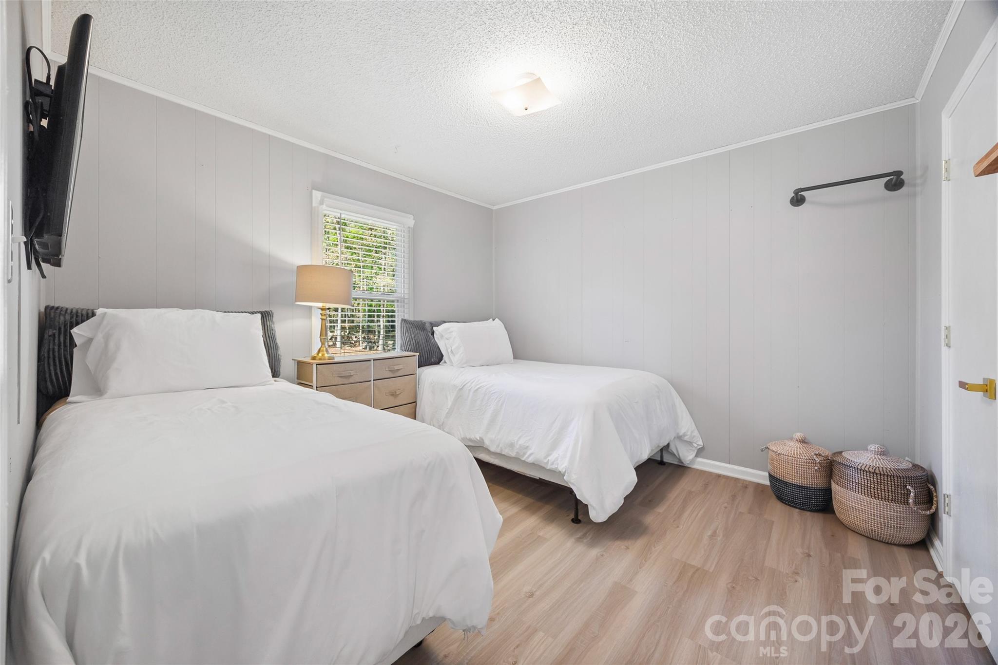 5280 Masons Ferry Road — Clover