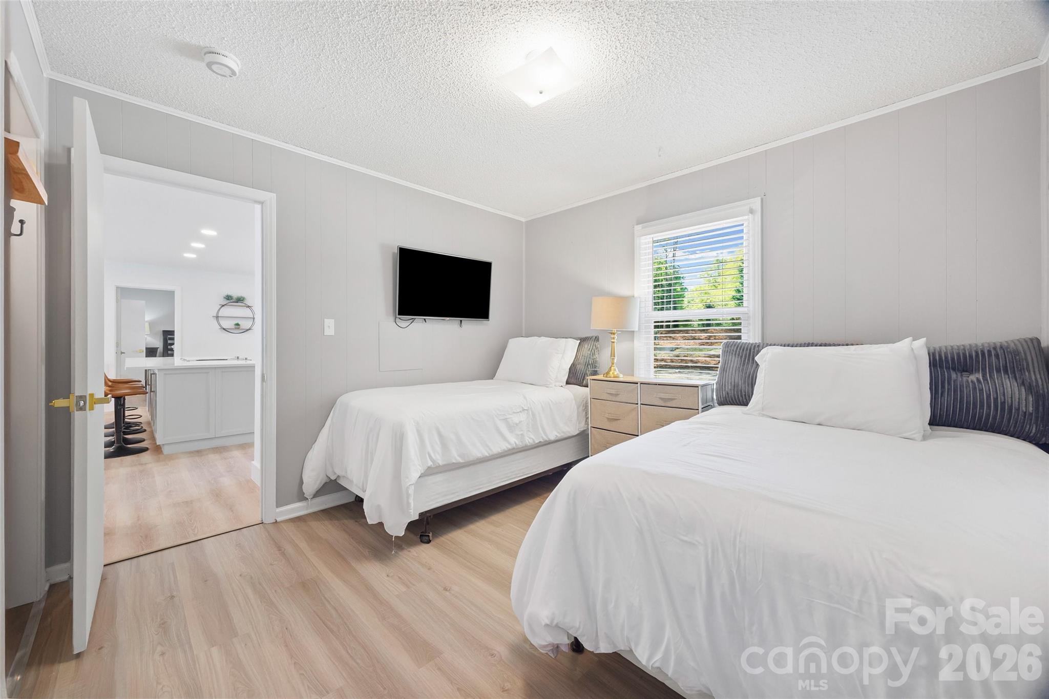 5280 Masons Ferry Road — Clover