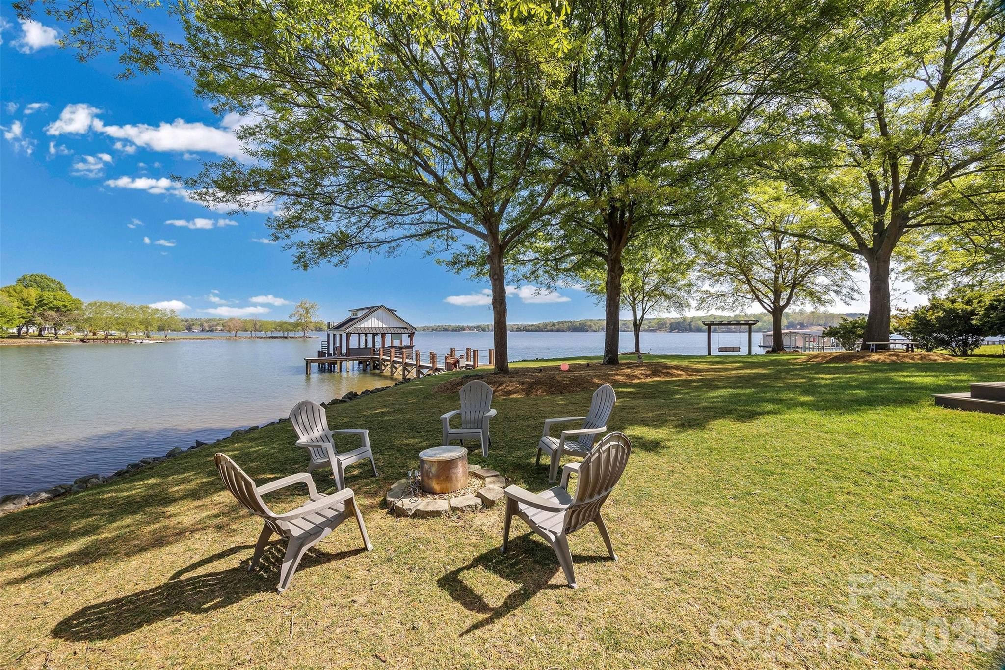 5280 Masons Ferry Road — Clover