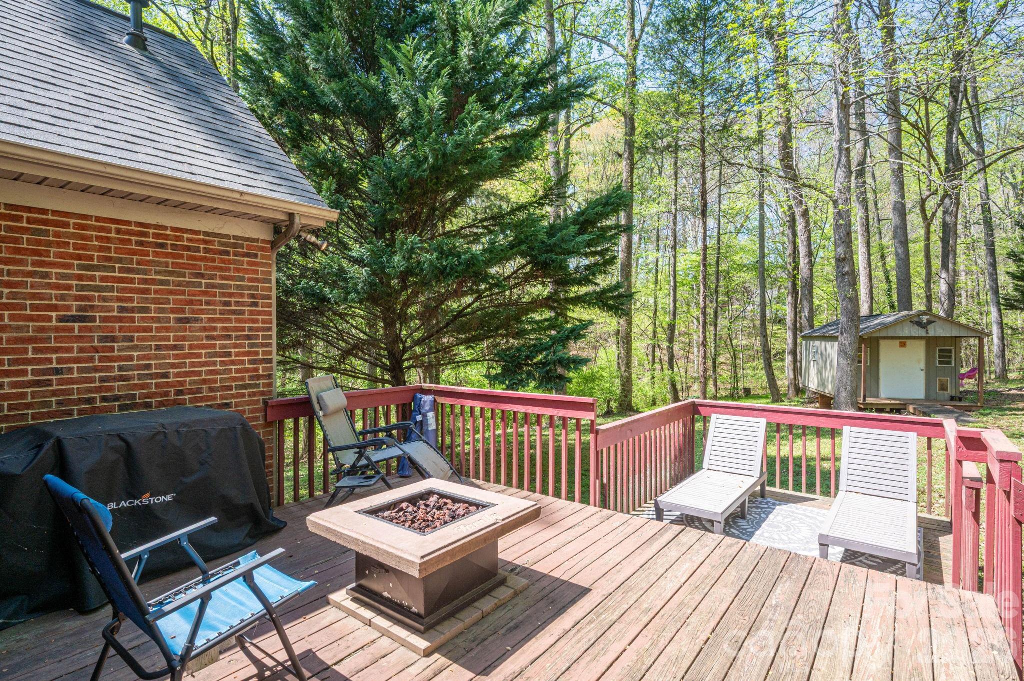 335 Cape Breton Trail — Gastonia