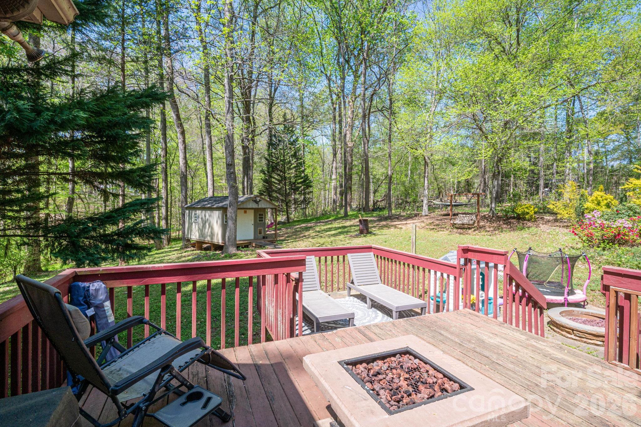 335 Cape Breton Trail — Gastonia