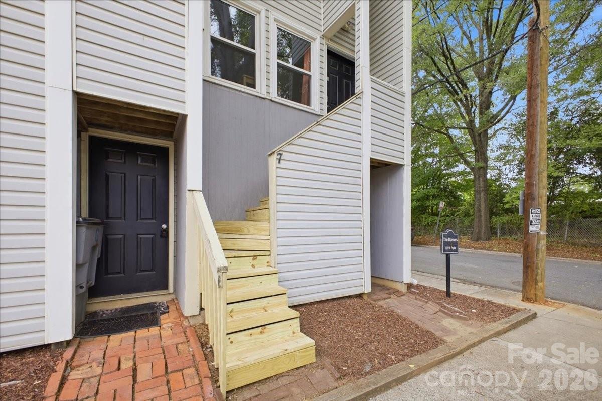 721 N Poplar Street #7 — Charlotte