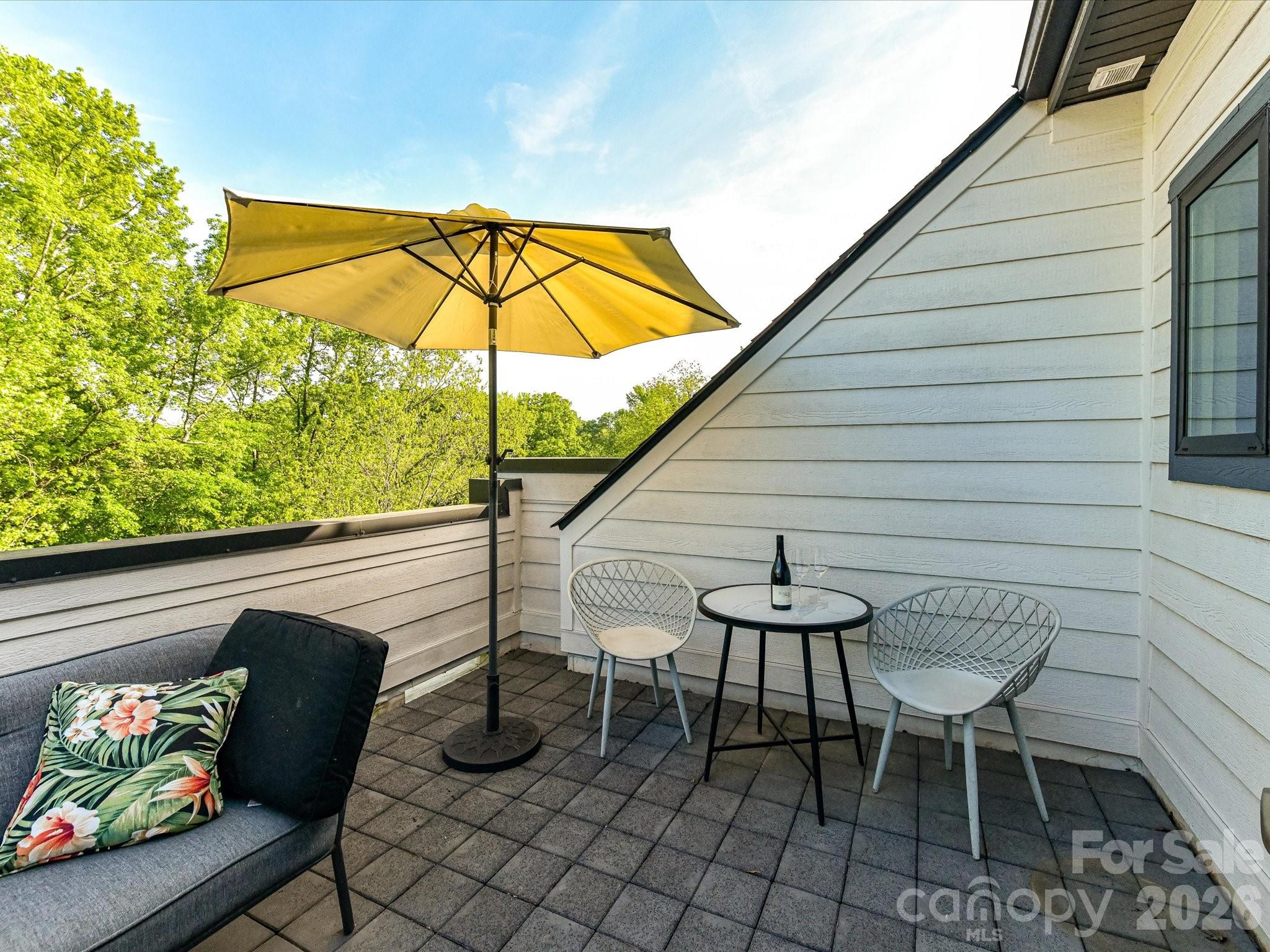 2915 Simpson Drive — Charlotte