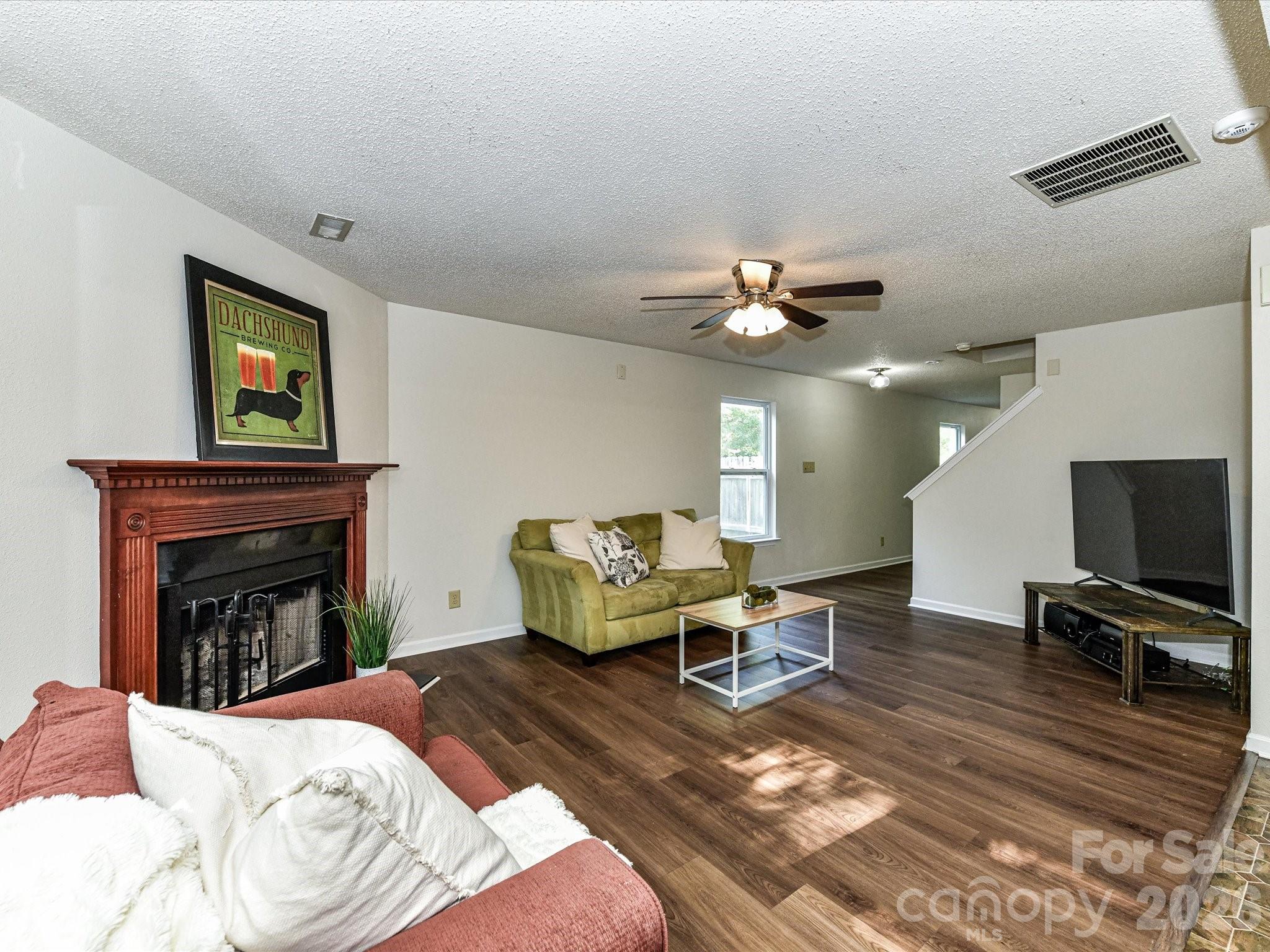 7144 Sycamore Grove Court — Charlotte