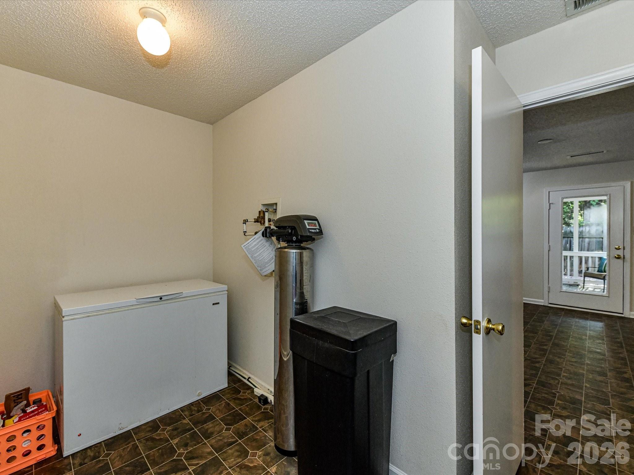 7144 Sycamore Grove Court — Charlotte