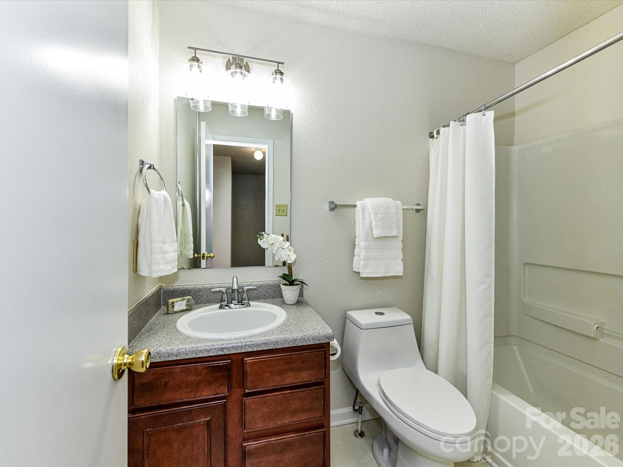 7144 Sycamore Grove Court — Charlotte