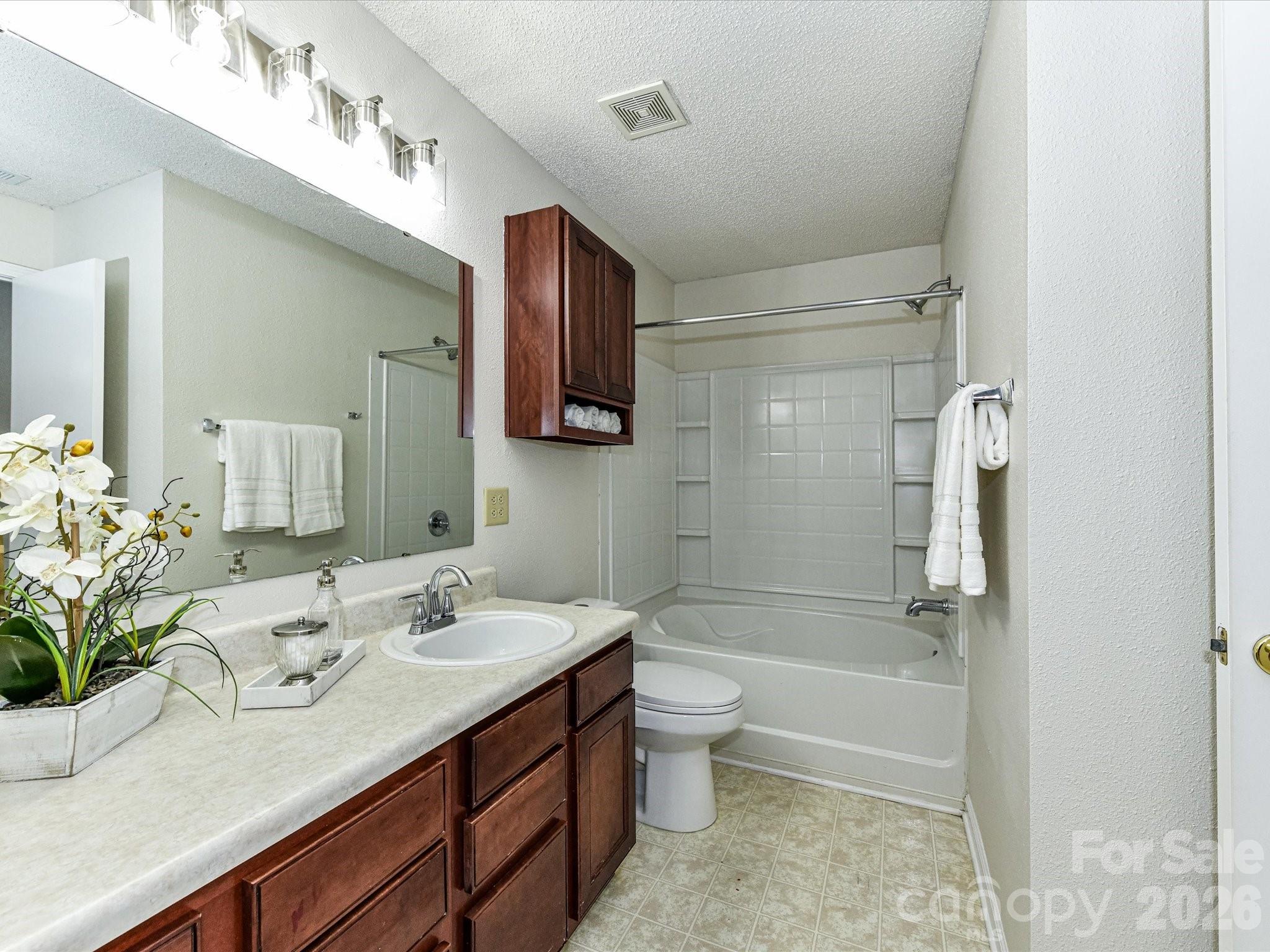7144 Sycamore Grove Court — Charlotte