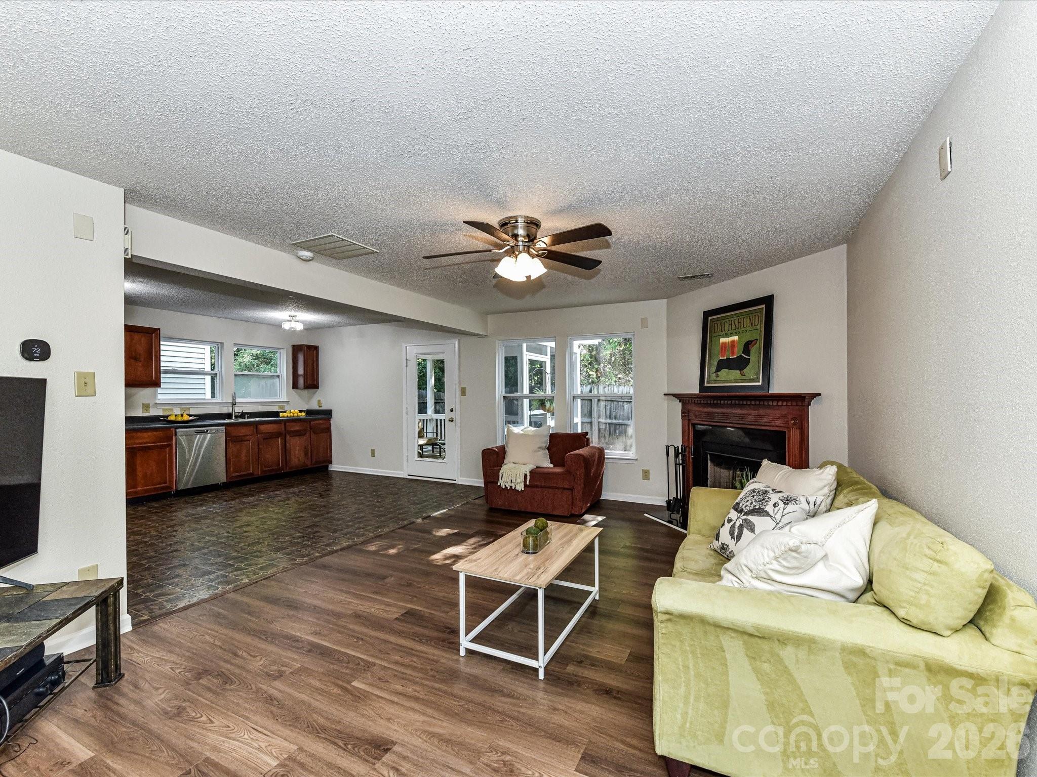 7144 Sycamore Grove Court — Charlotte