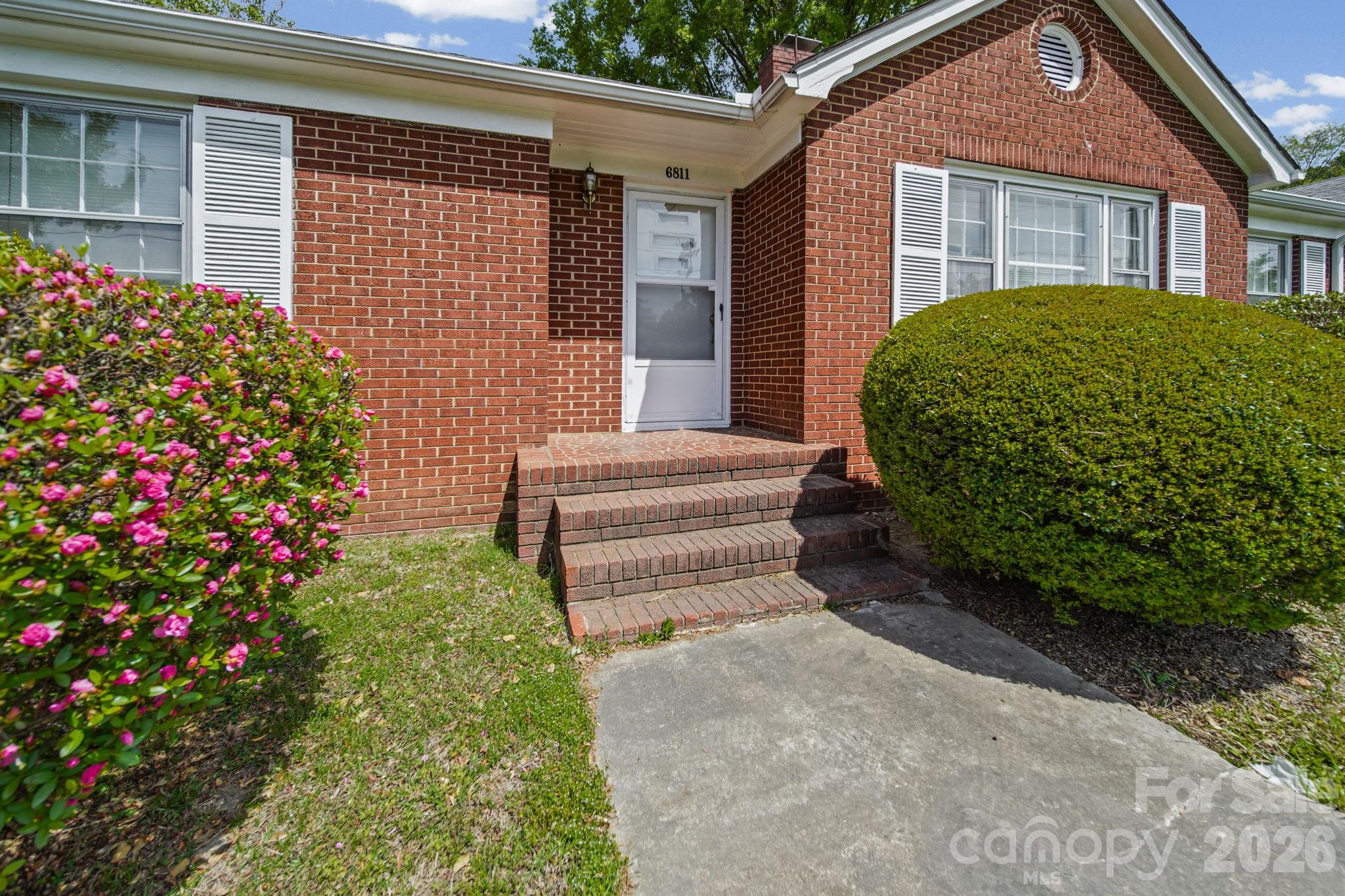 6811 E Highway 74 Boulevard — Marshville