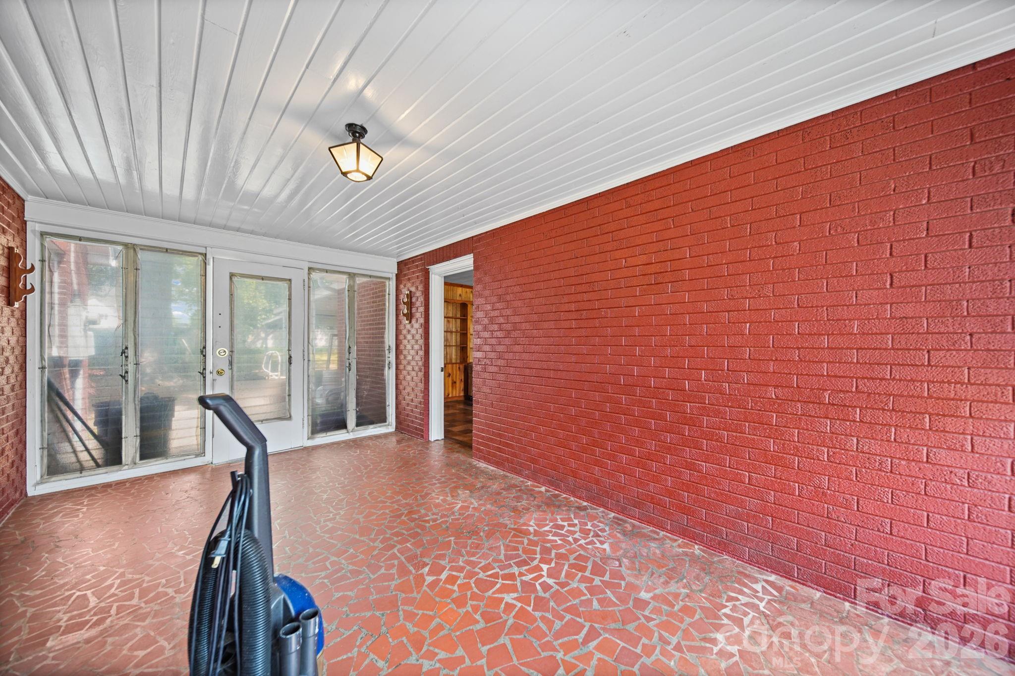 6811 E Highway 74 Boulevard — Marshville