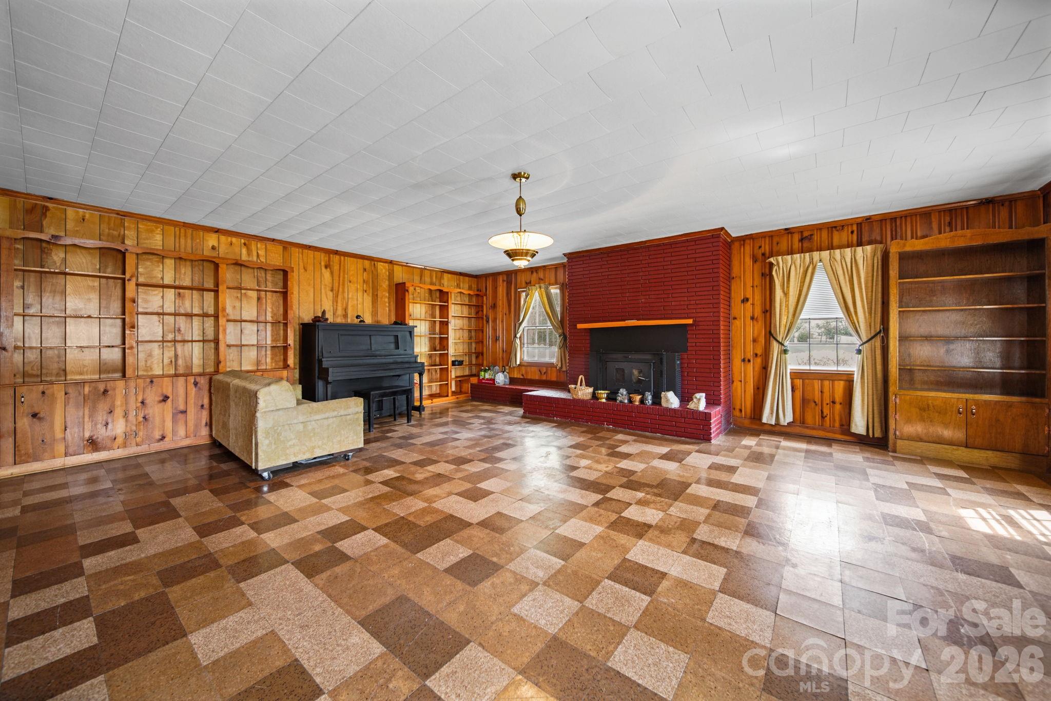 6811 E Highway 74 Boulevard — Marshville