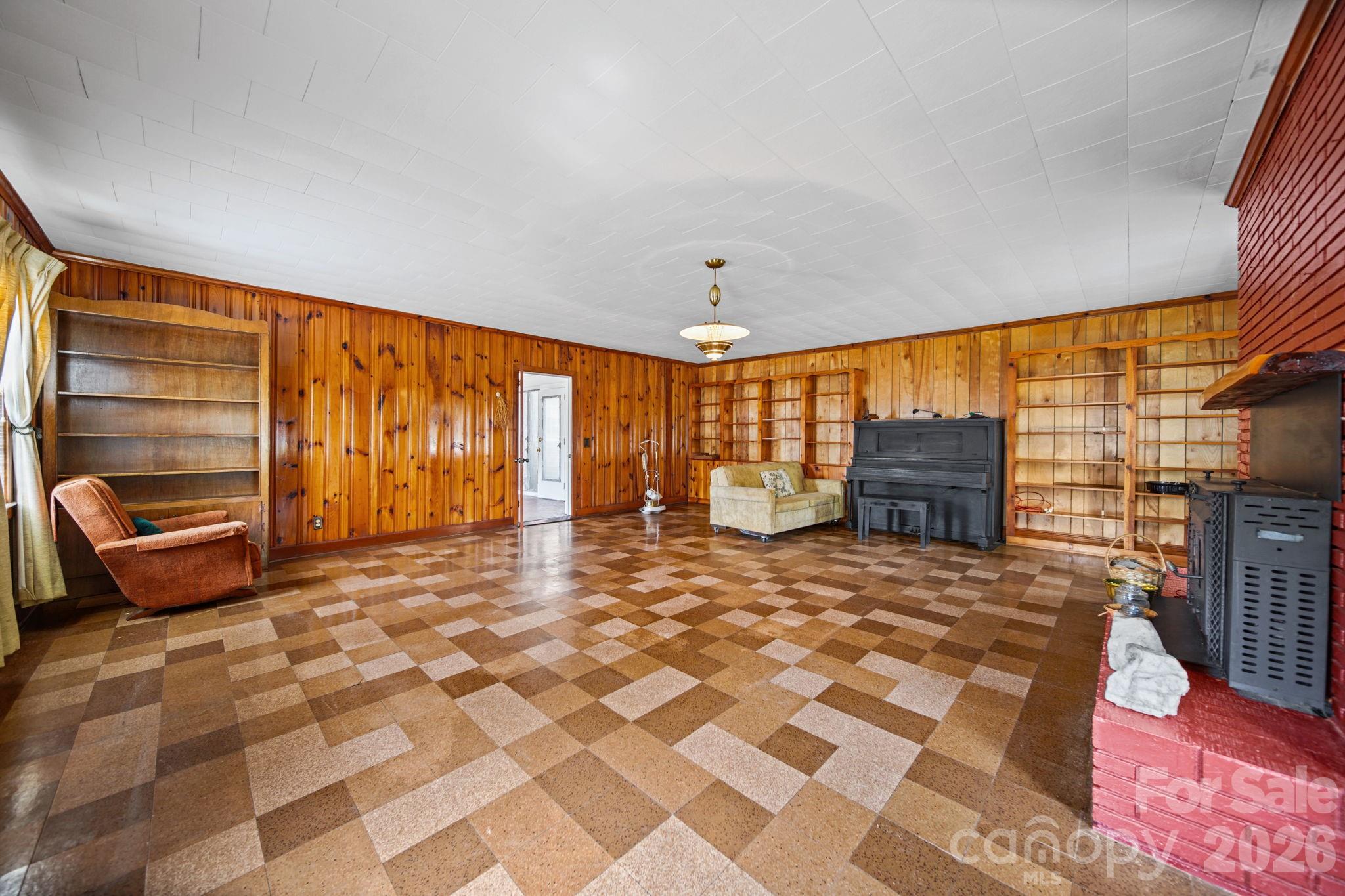 6811 E Highway 74 Boulevard — Marshville