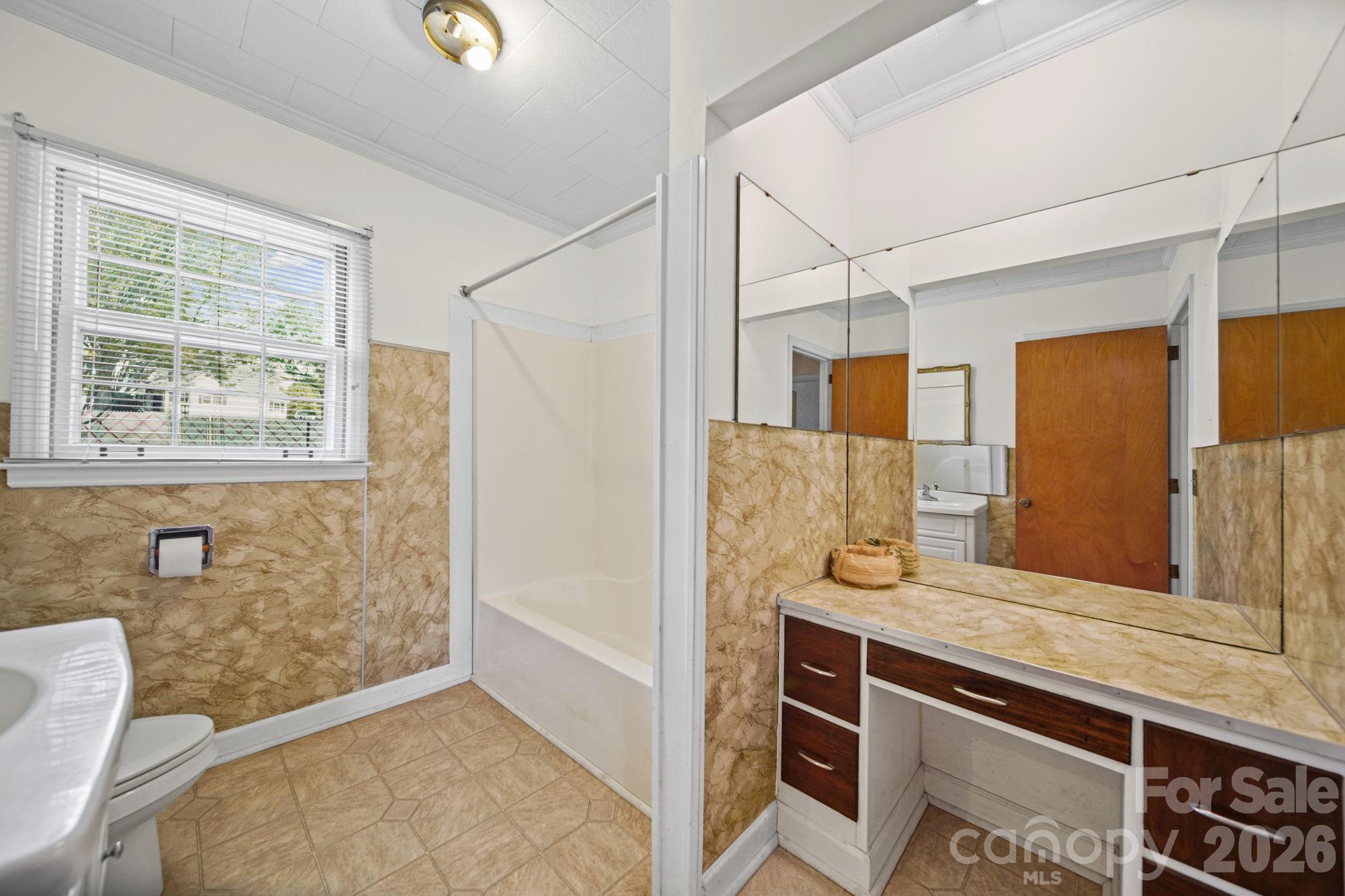 6811 E Highway 74 Boulevard — Marshville