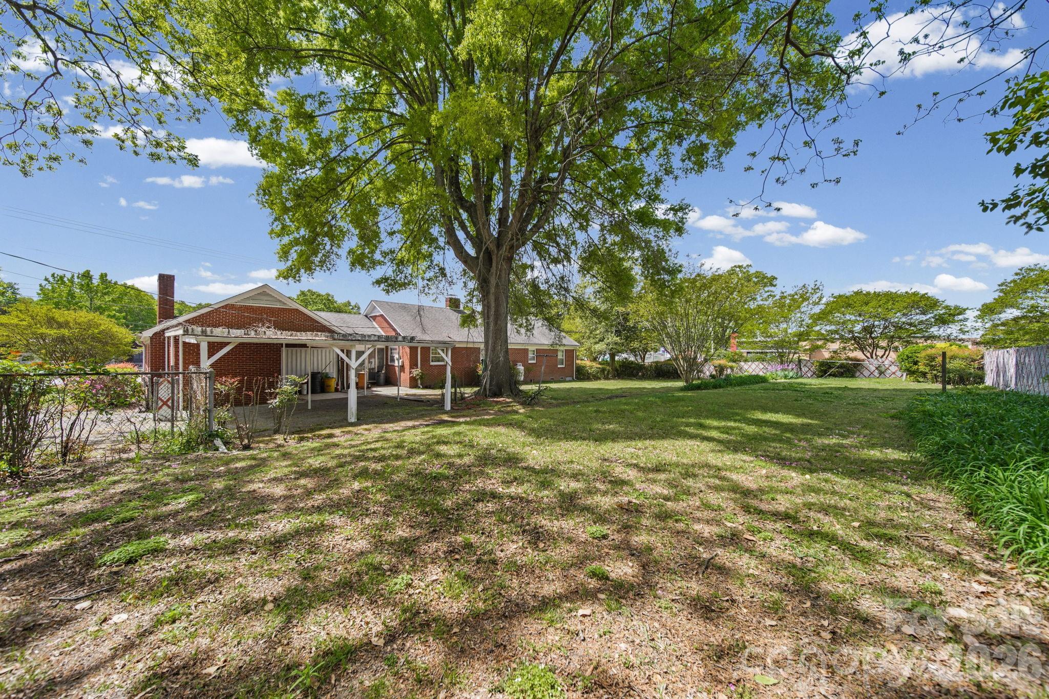 6811 E Highway 74 Boulevard — Marshville