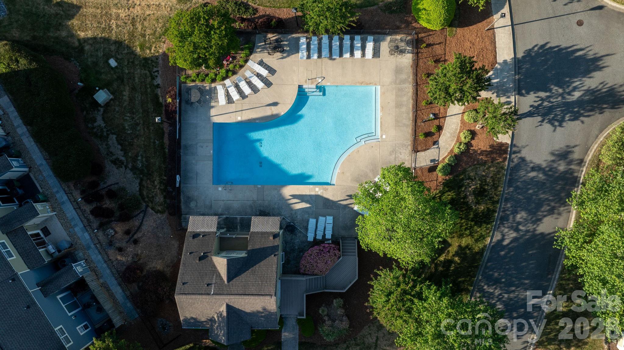 9313 Four Mile Creek Road — Charlotte