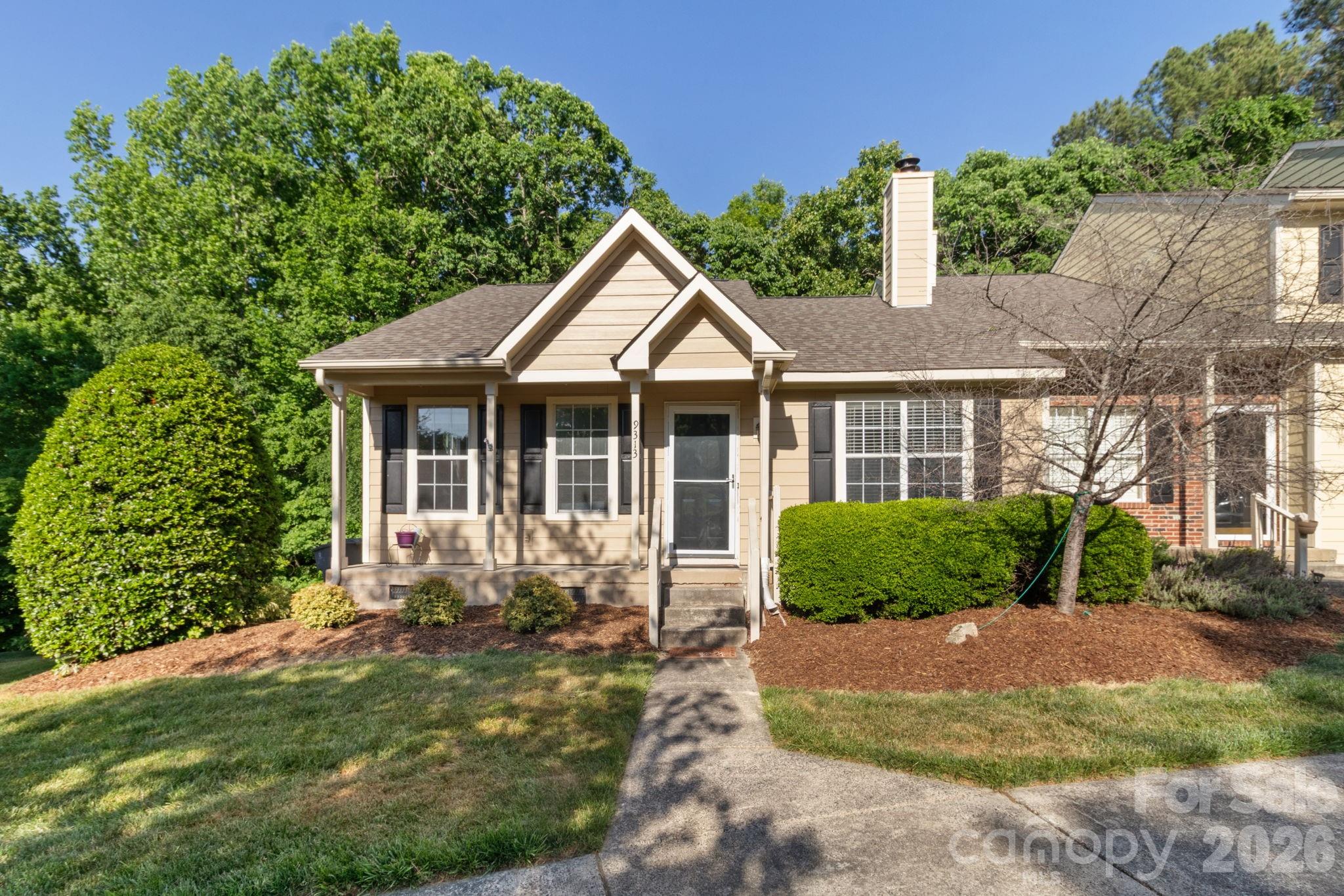9313 Four Mile Creek Road — Charlotte