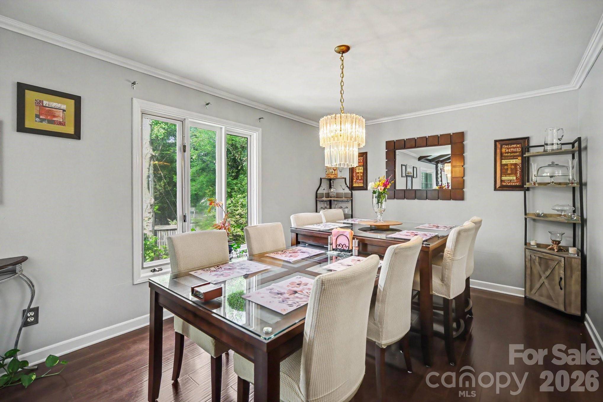 7108 Hollyhouse Drive — Charlotte