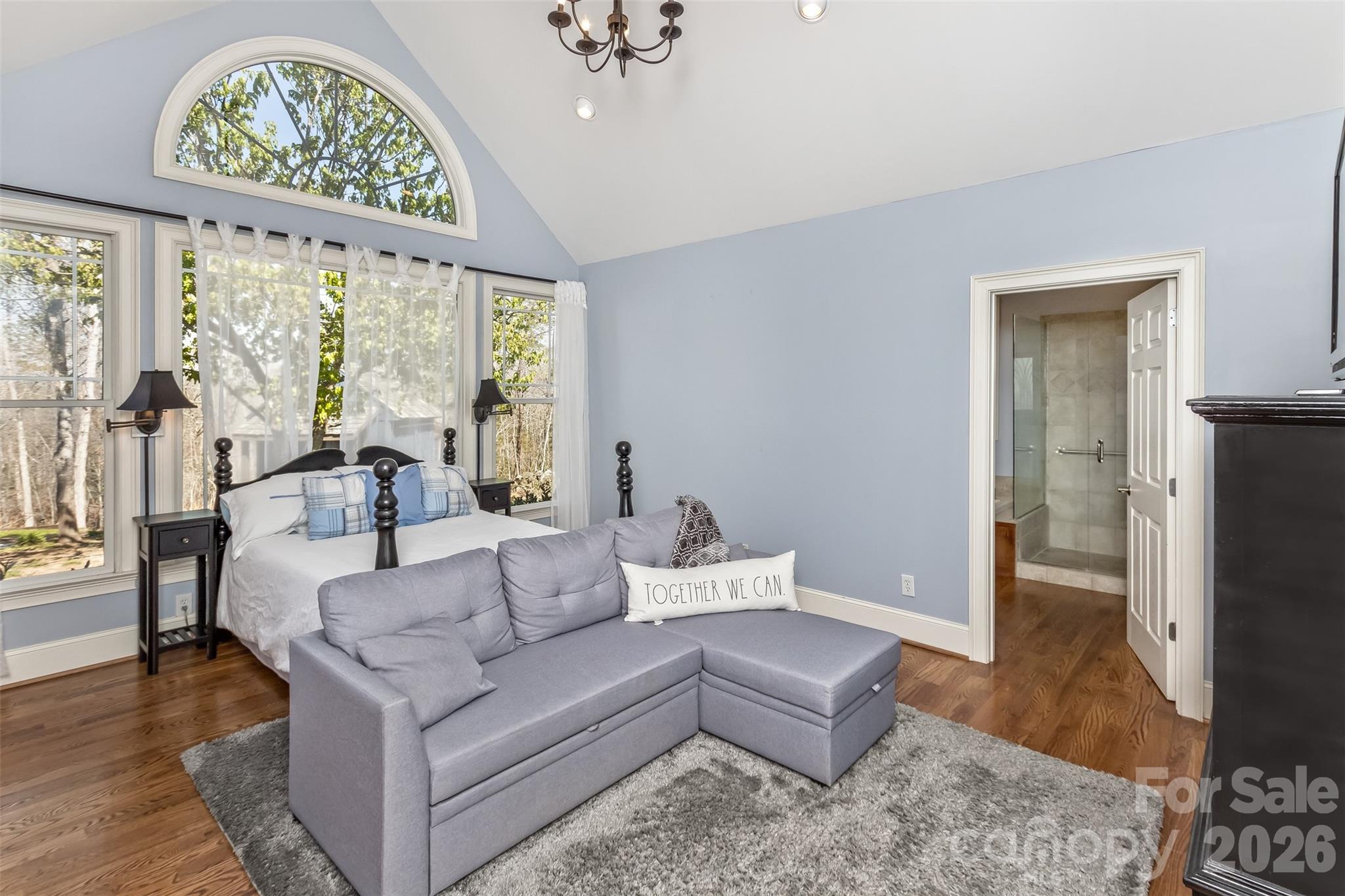 378 Collinsville Road — Columbus