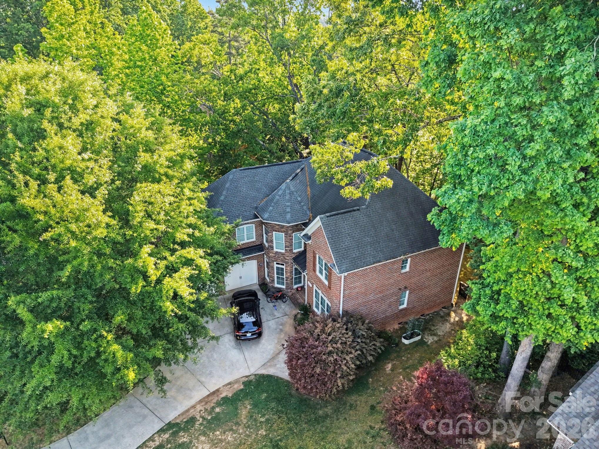 232 Birdie Drive — Stanley