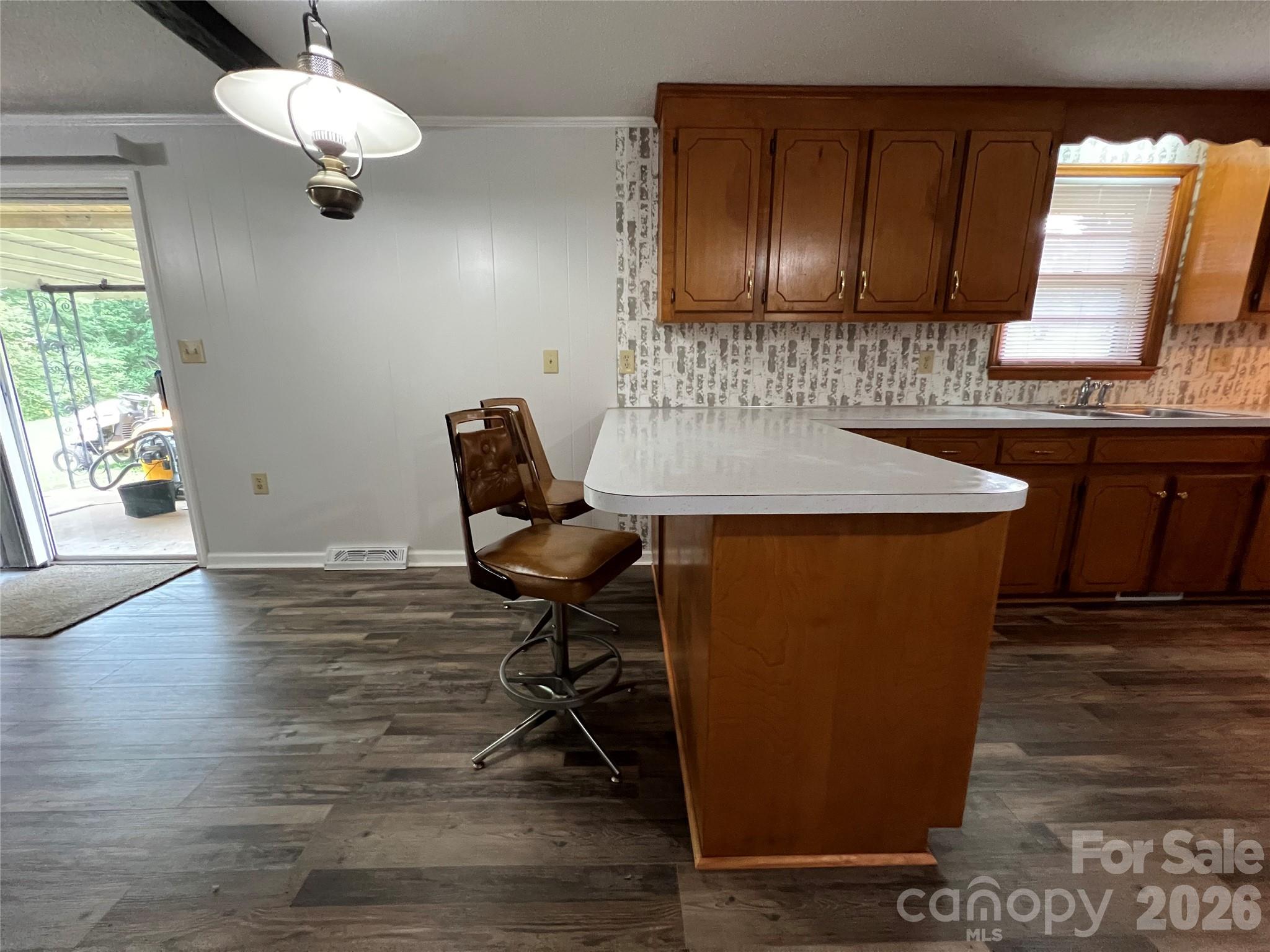 649 Pine Street Extension — Forest City