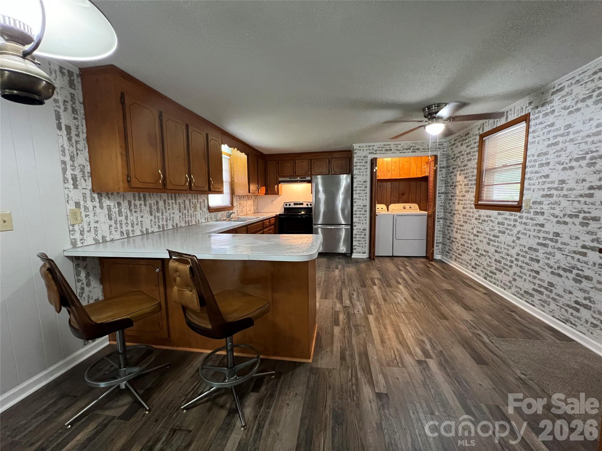 649 Pine Street Extension — Forest City
