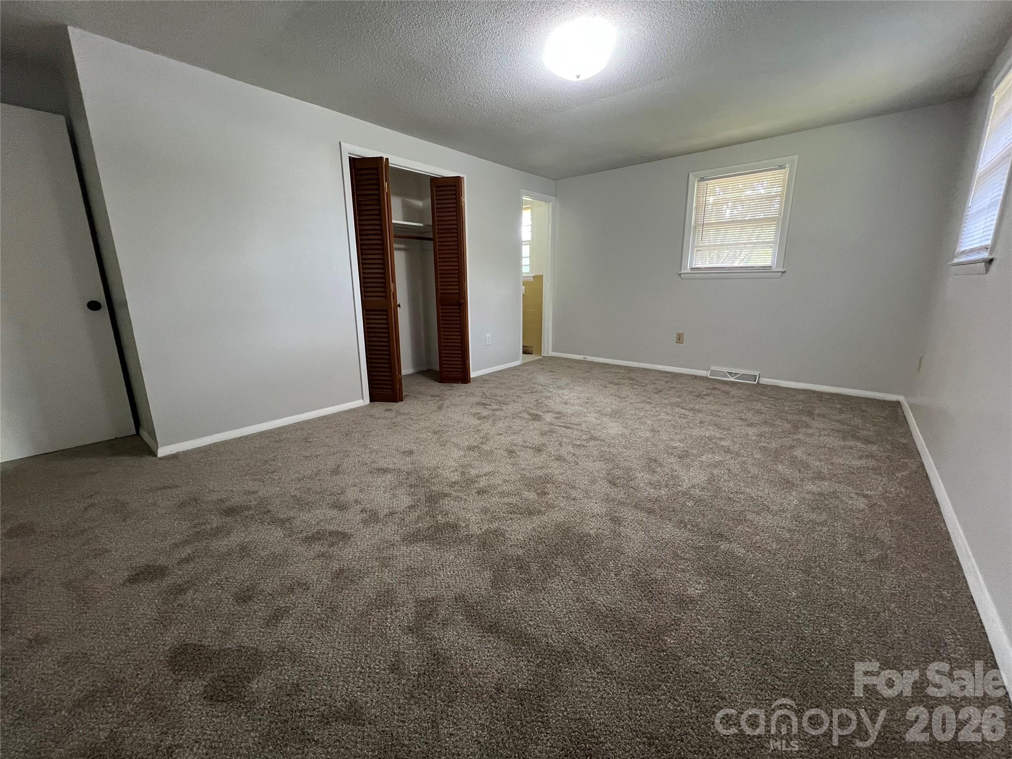 649 Pine Street Extension — Forest City