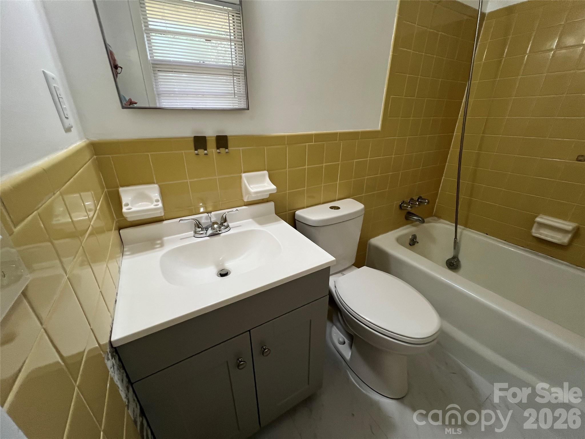 649 Pine Street Extension — Forest City