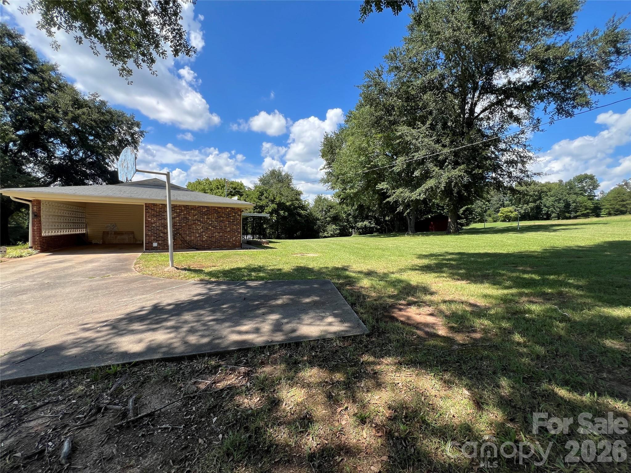 649 Pine Street Extension — Forest City