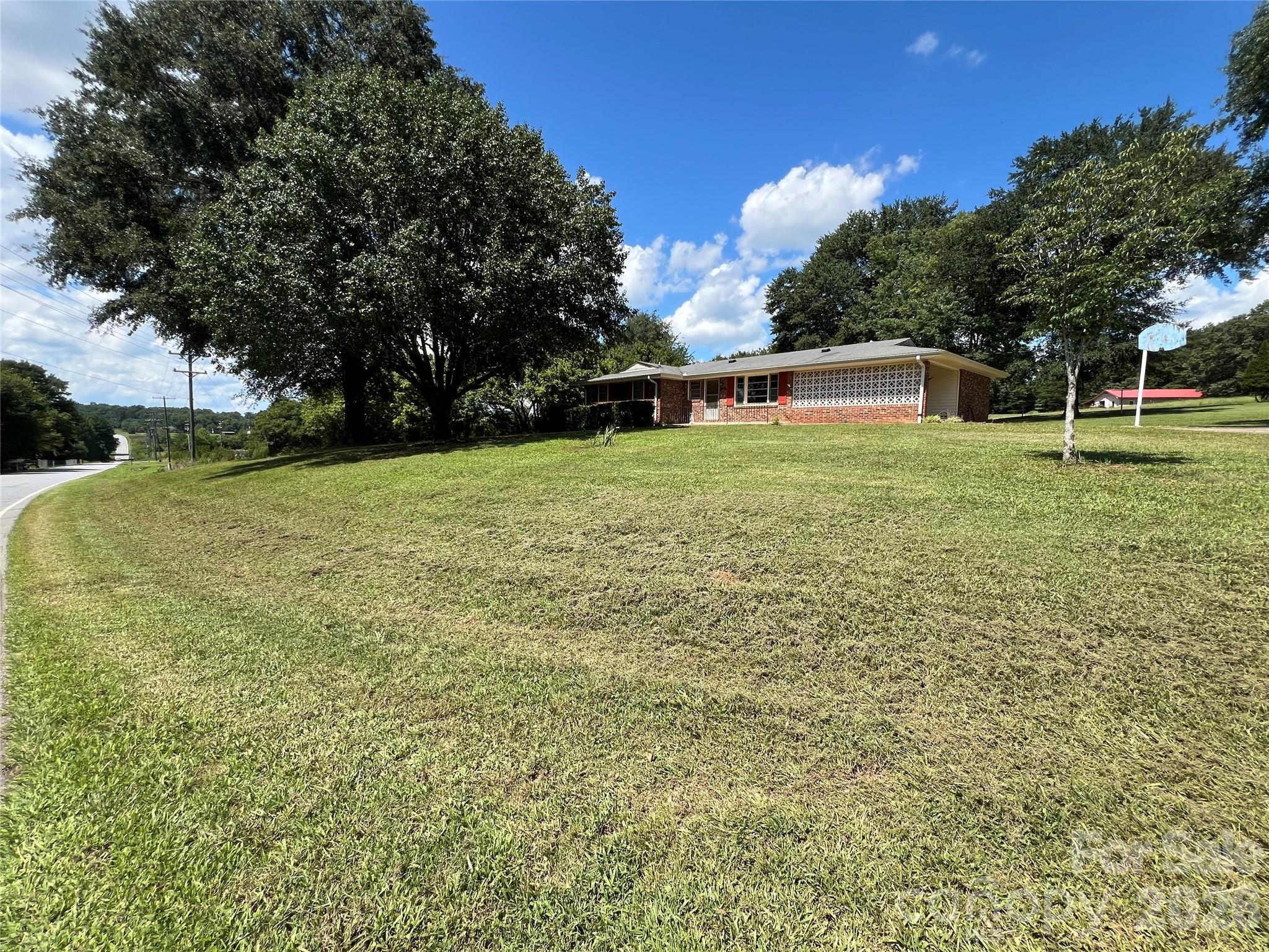 649 Pine Street Extension — Forest City