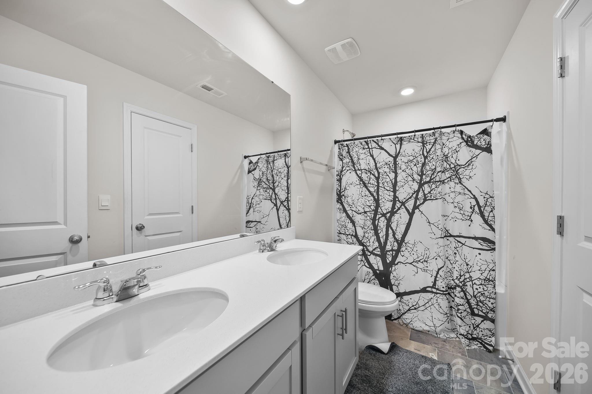 2130 Eastway Drive — Dallas