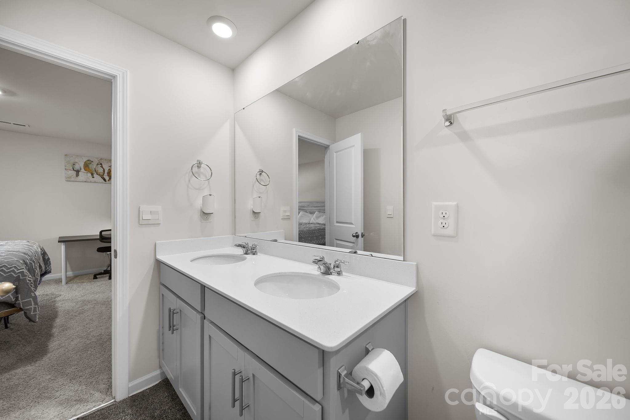 2130 Eastway Drive — Dallas