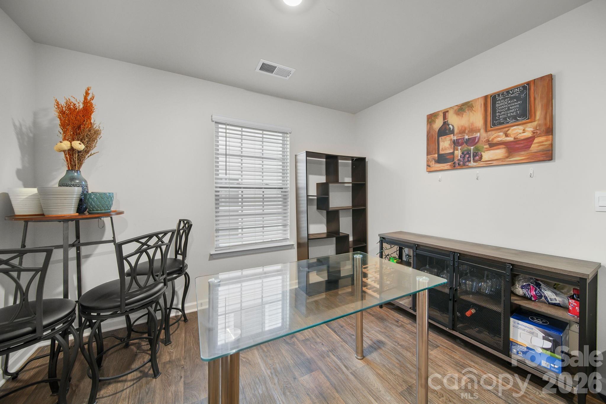 2130 Eastway Drive — Dallas