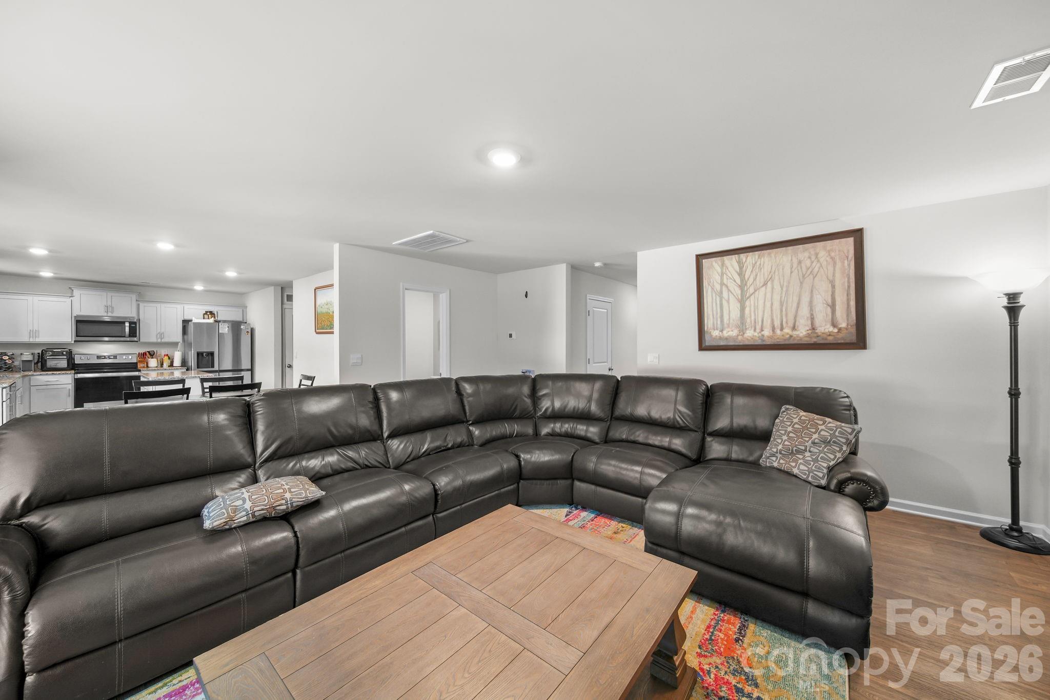 2130 Eastway Drive — Dallas