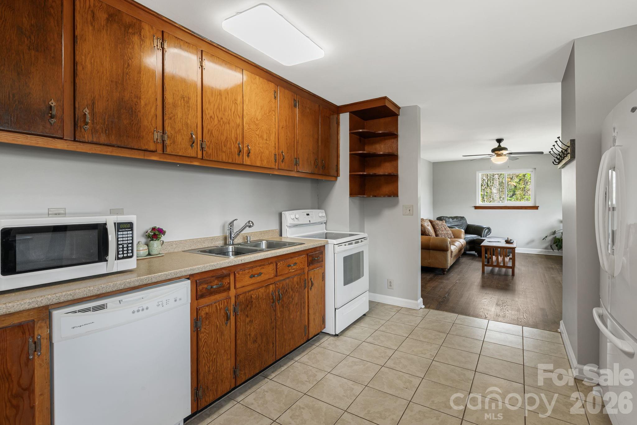 194 Carolina Avenue — Brevard