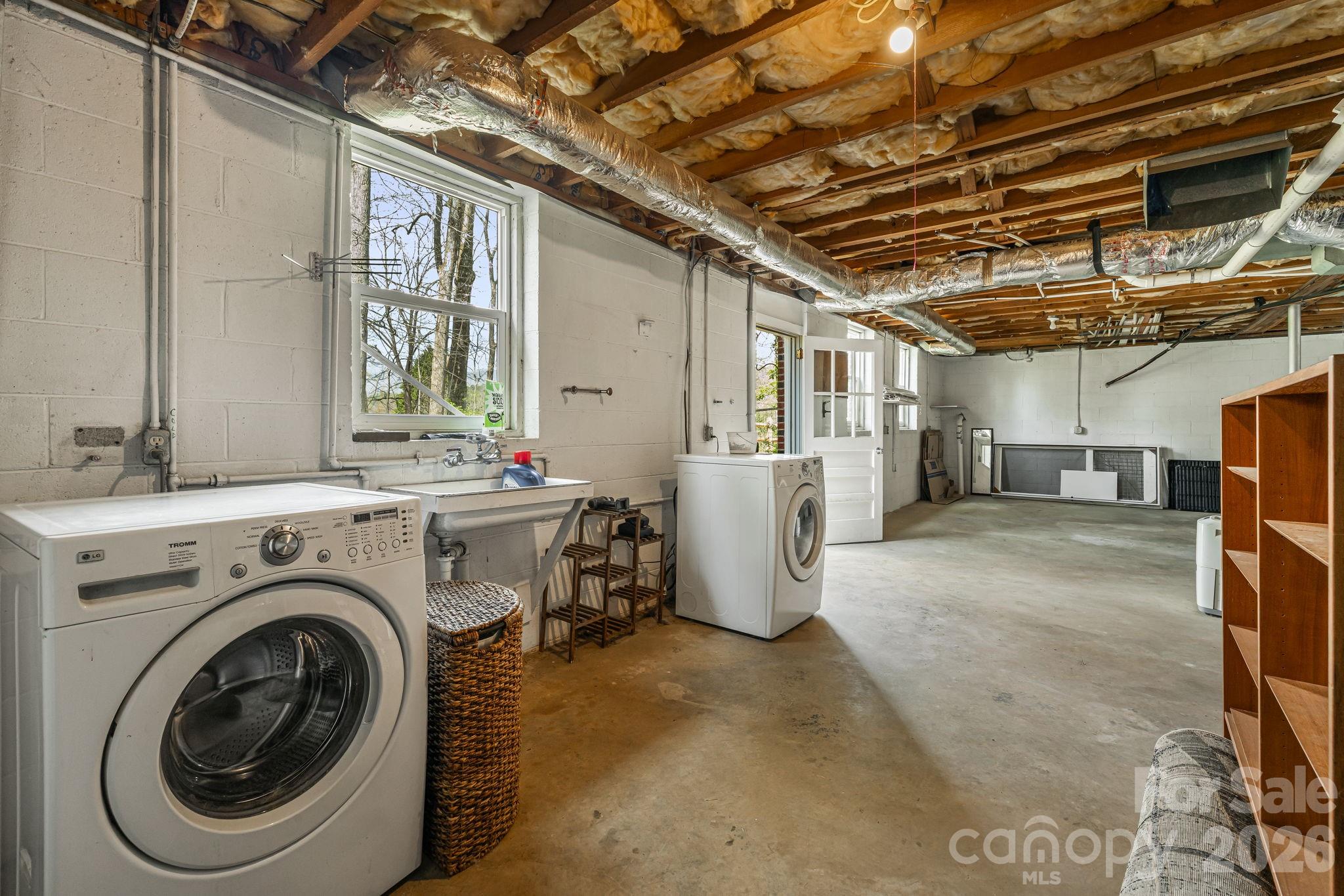 194 Carolina Avenue — Brevard