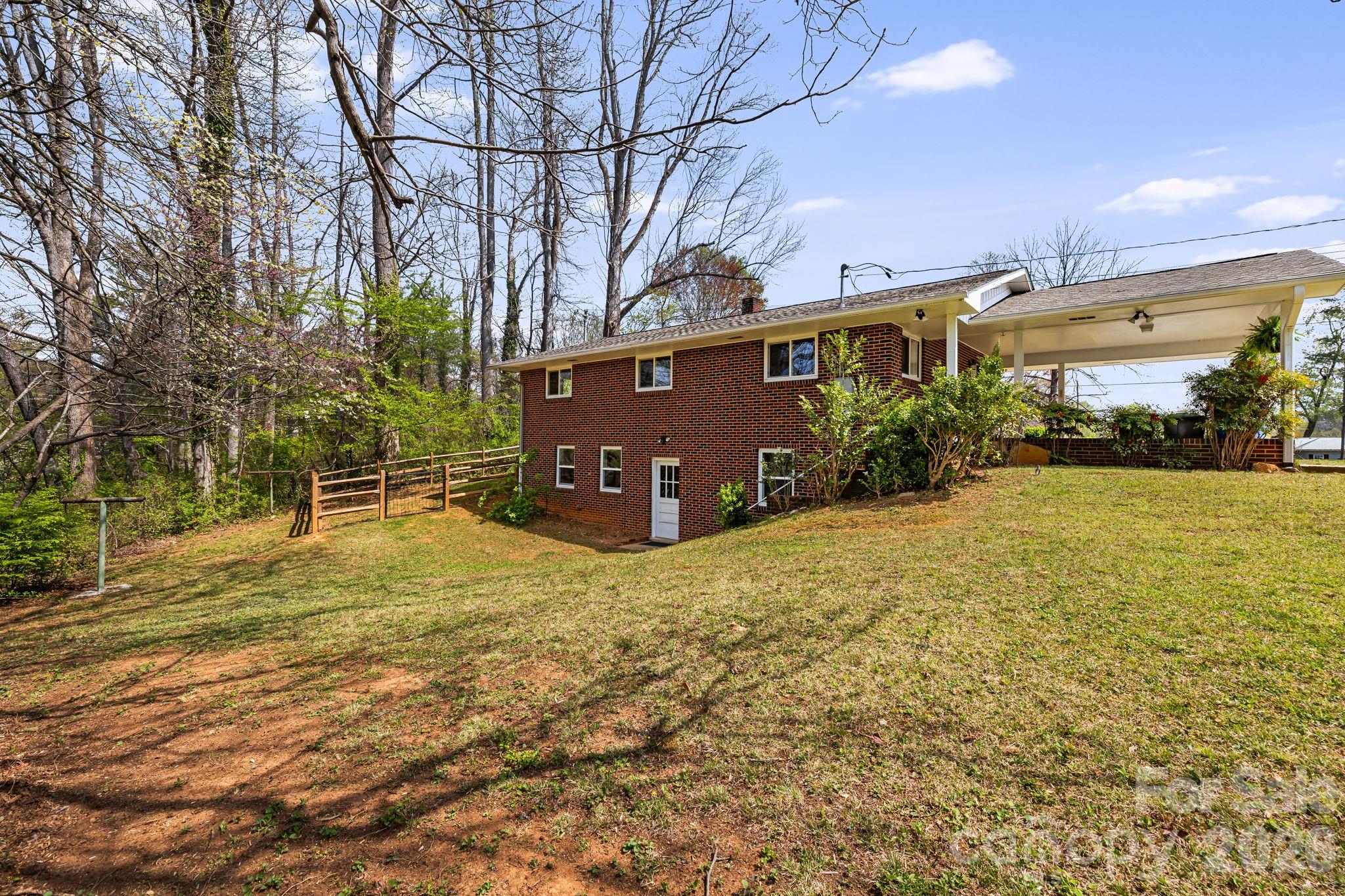194 Carolina Avenue — Brevard