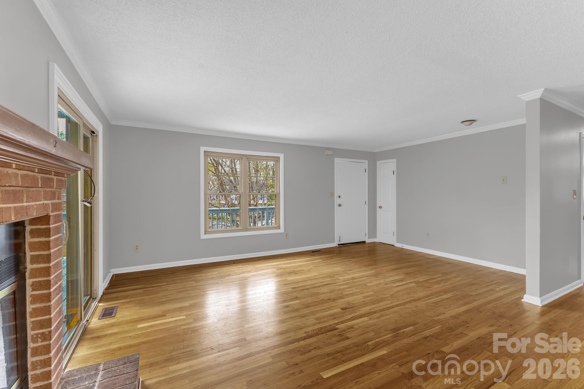 147 Elkwood Road — Asheville