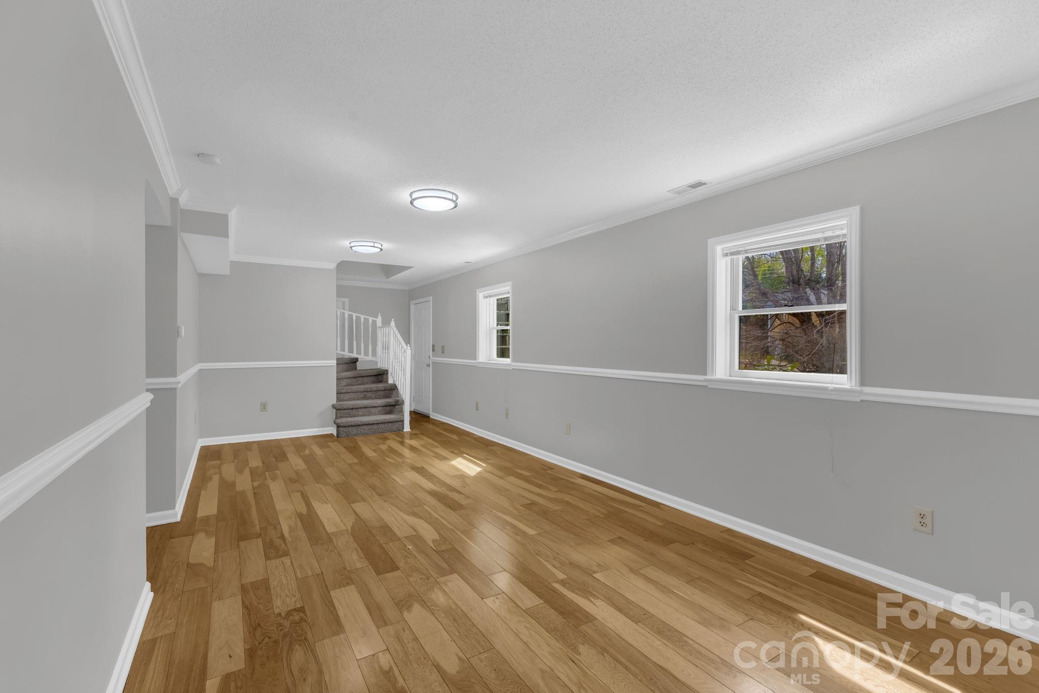 147 Elkwood Road — Asheville