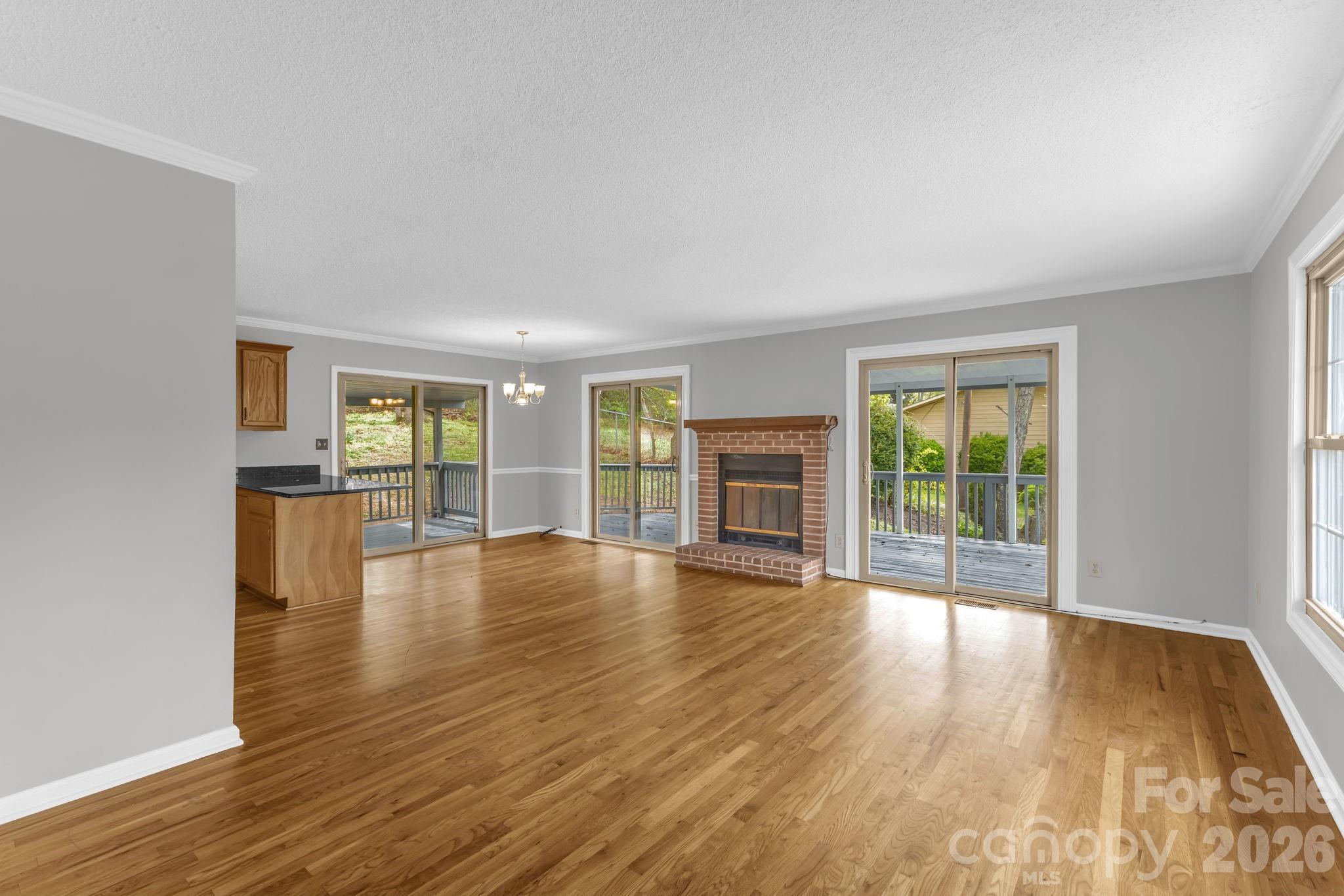 147 Elkwood Road — Asheville