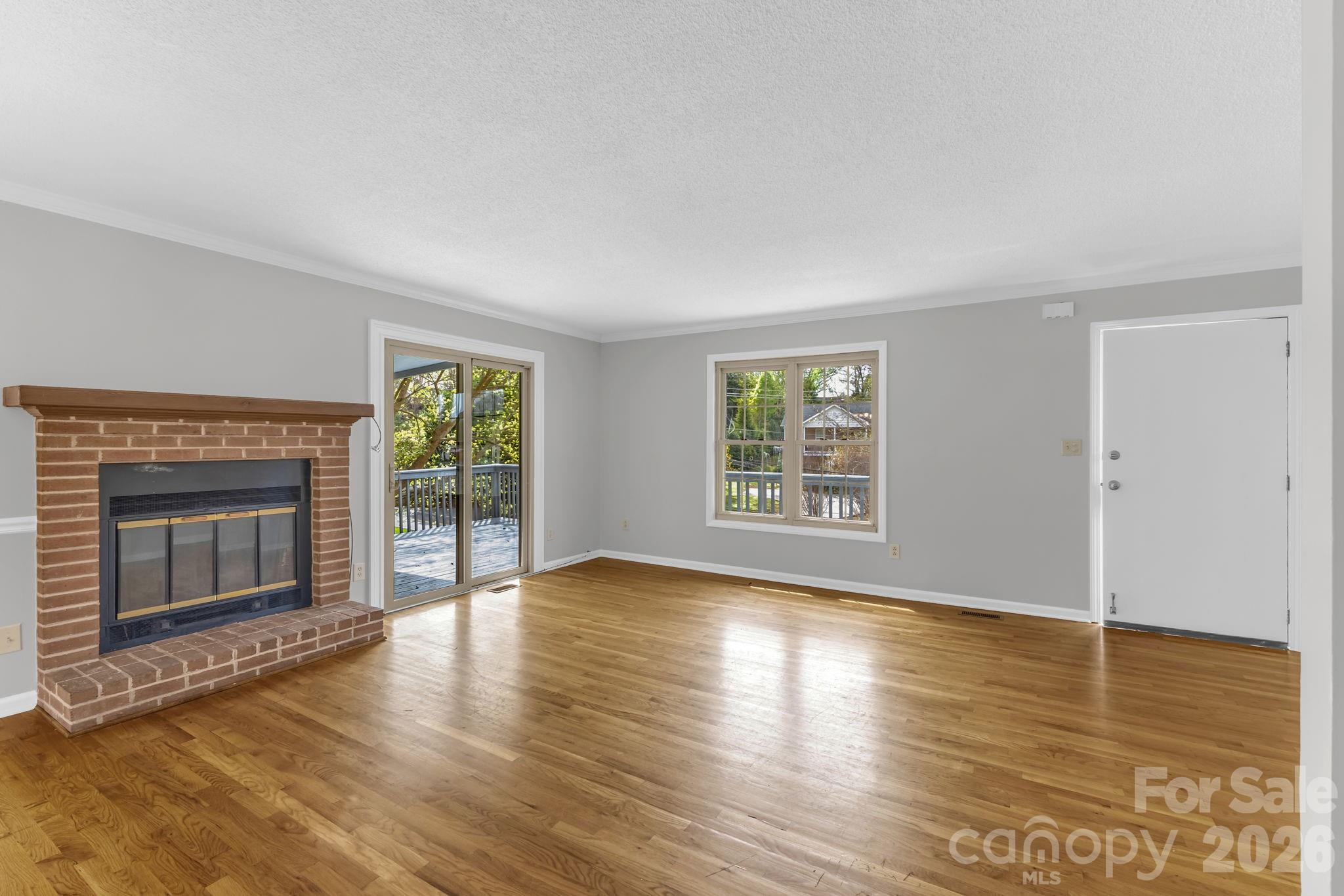 147 Elkwood Road — Asheville