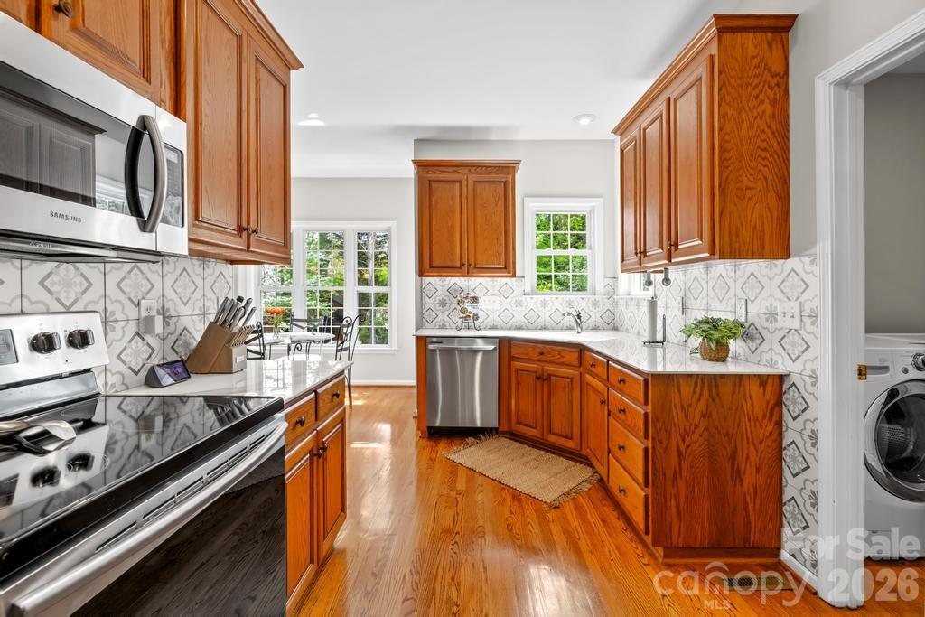 17028 Hampton Trace Road — Huntersville