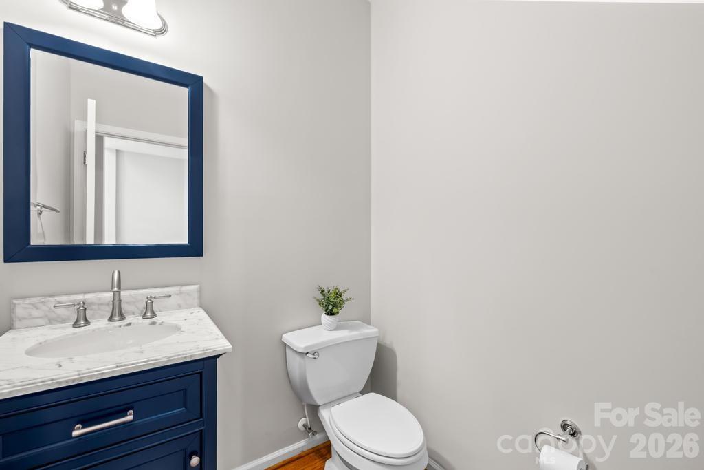17028 Hampton Trace Road — Huntersville